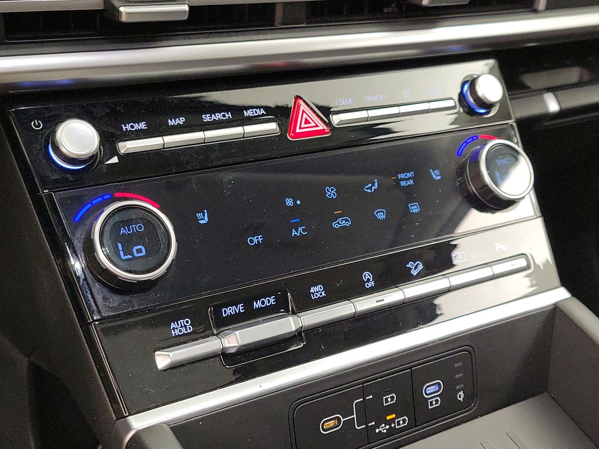 Thumbnail: 2024 Hyundai Santa Fe - 17