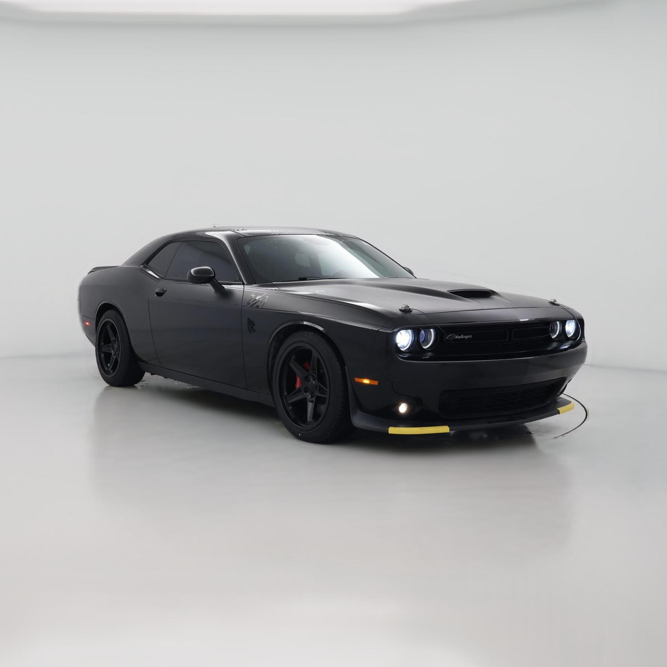 Thumbnail: 2019 Dodge Challenger - 1