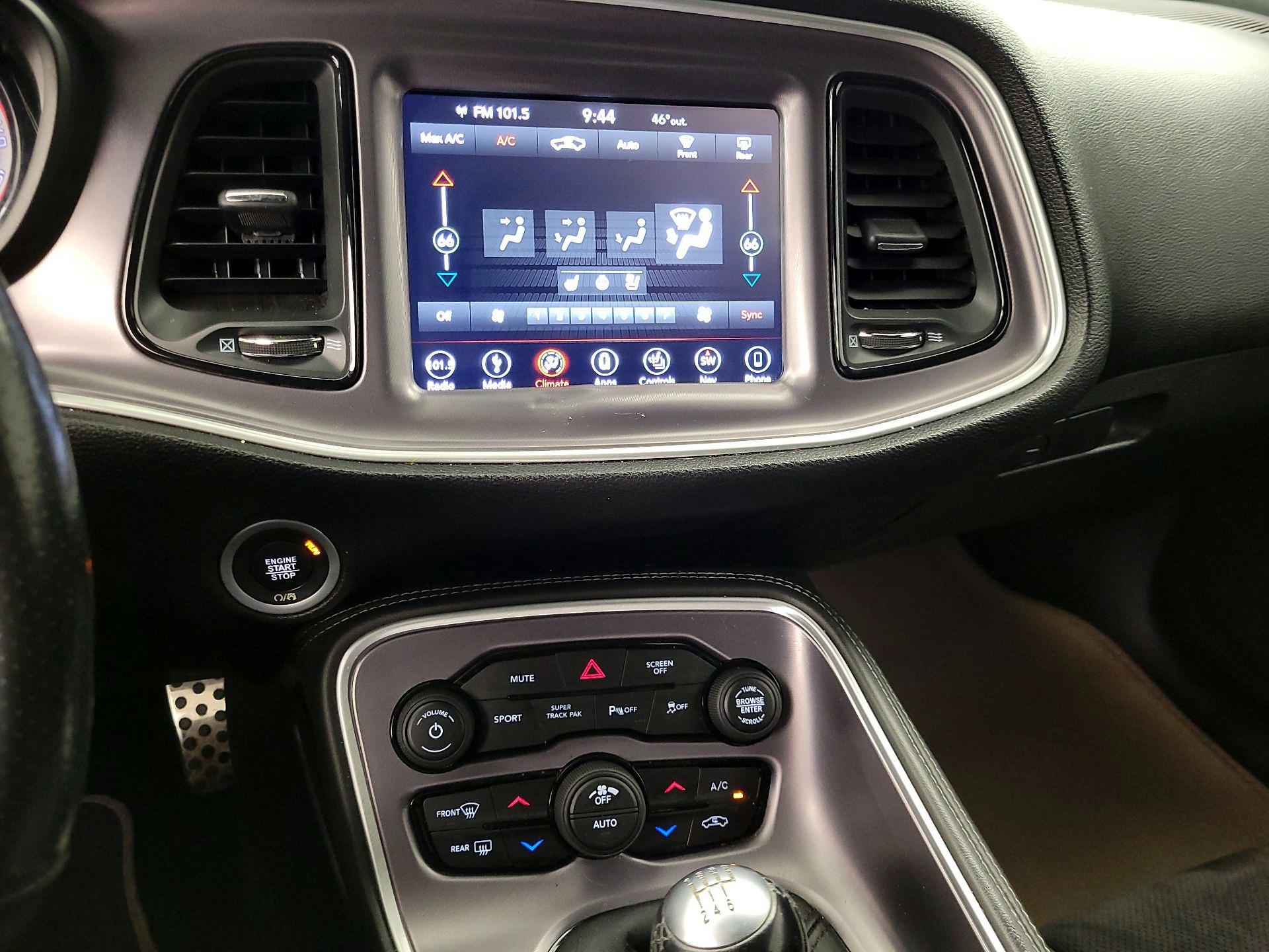 Thumbnail: 2019 Dodge Challenger - 17