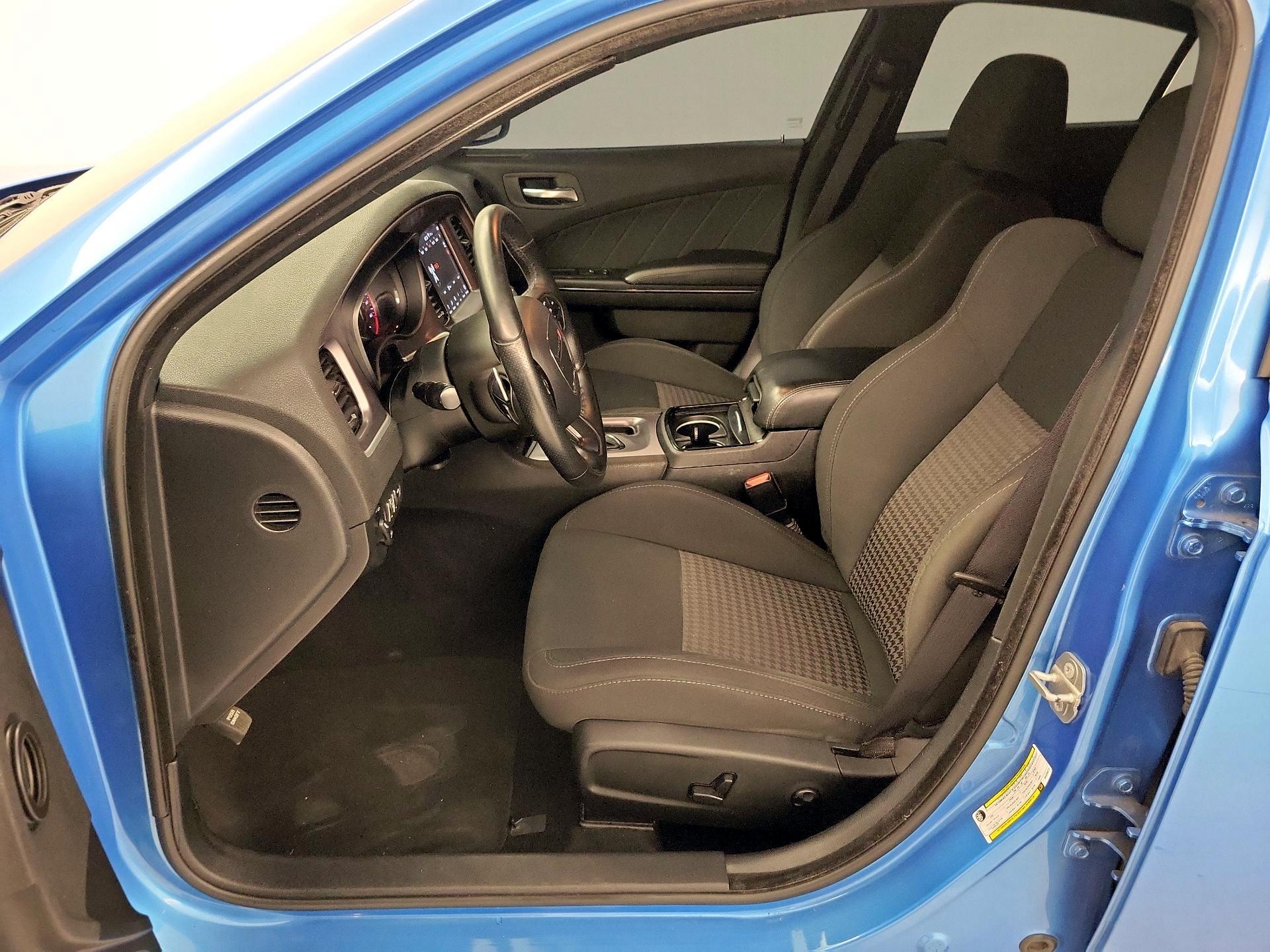 Thumbnail: 2019 Dodge Charger - 11