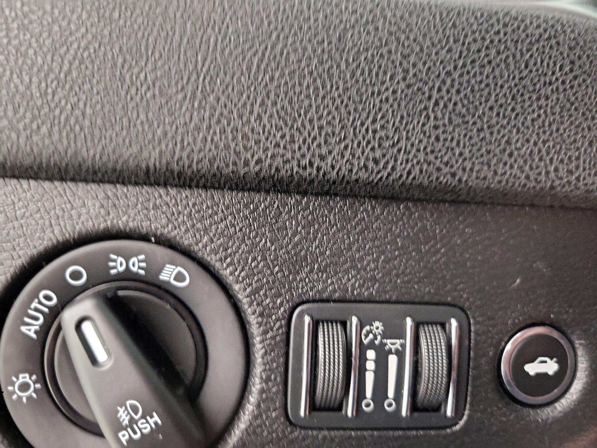 Thumbnail: 2019 Dodge Charger - 13