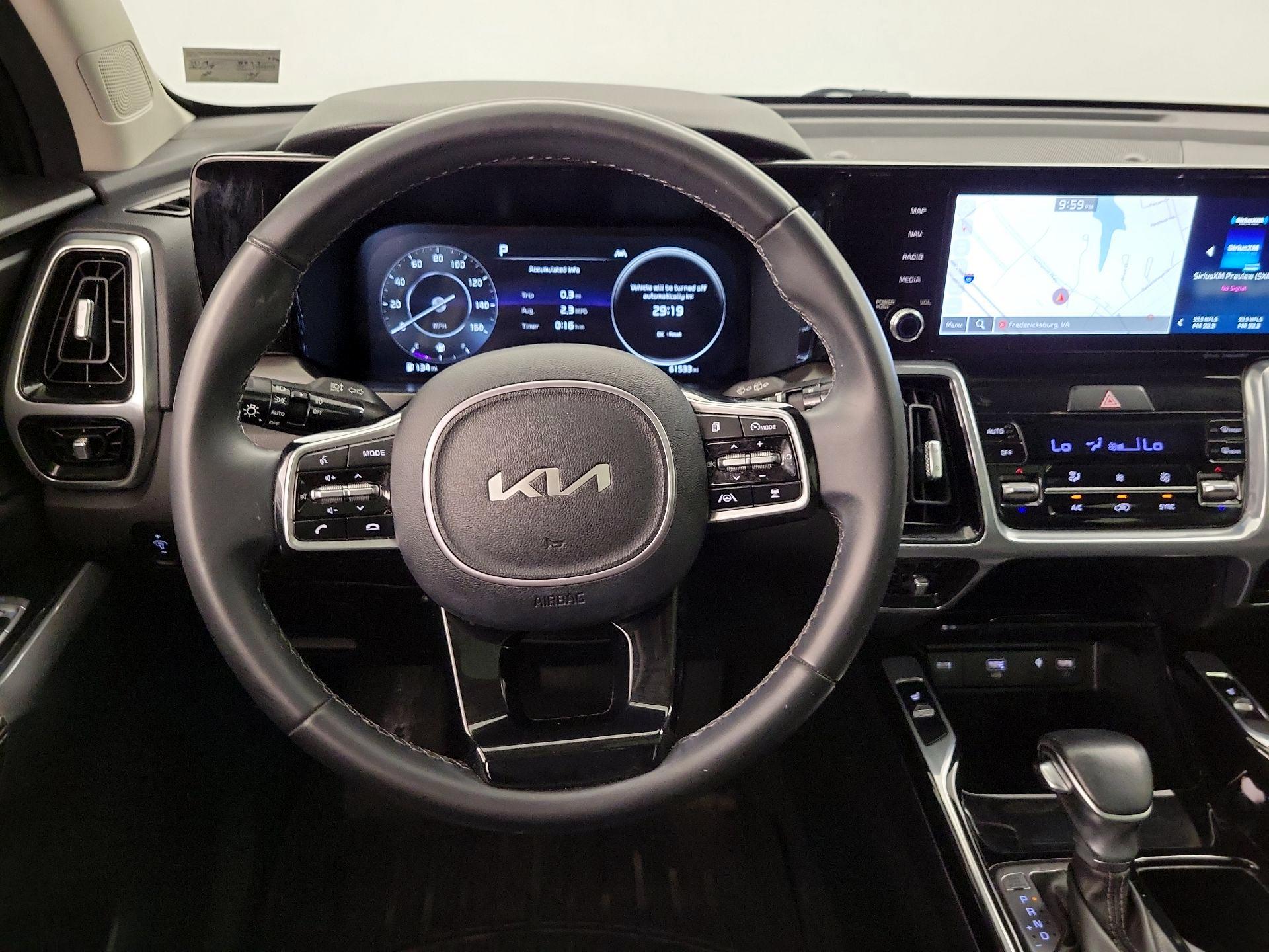 Thumbnail: 2023 Kia Sorento - 10