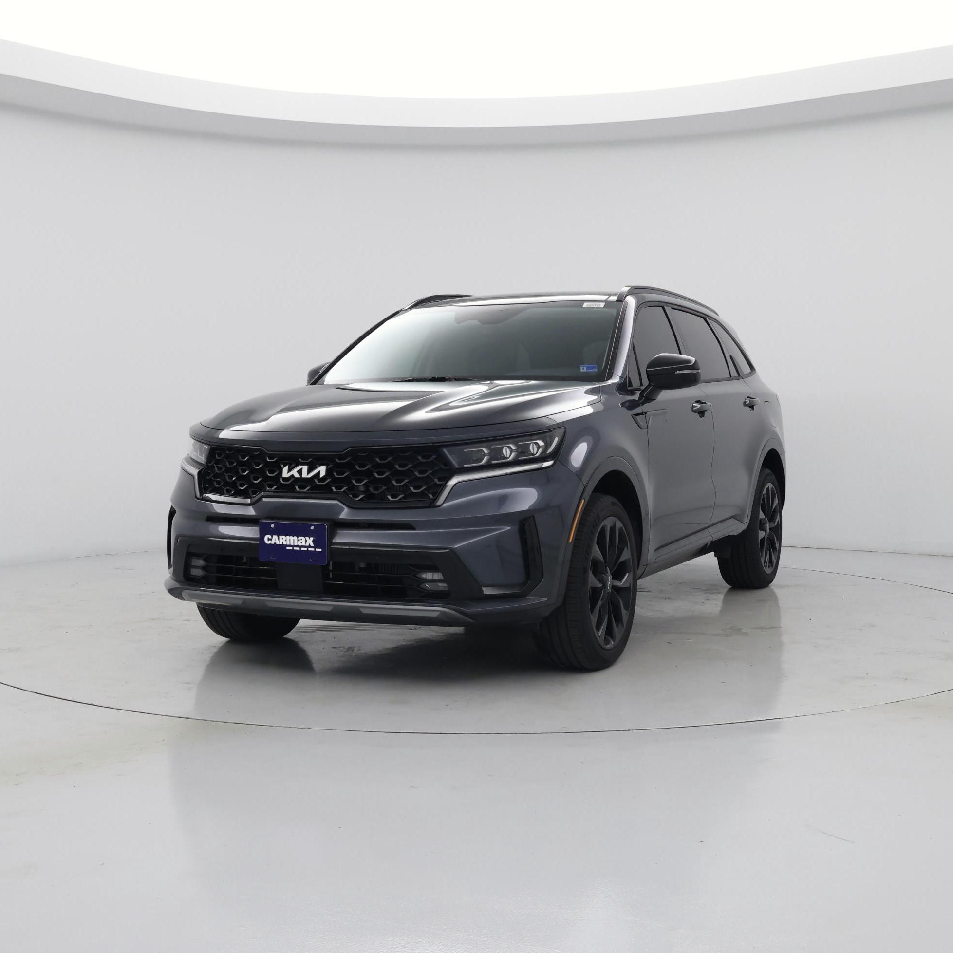 Thumbnail: 2023 Kia Sorento - 4