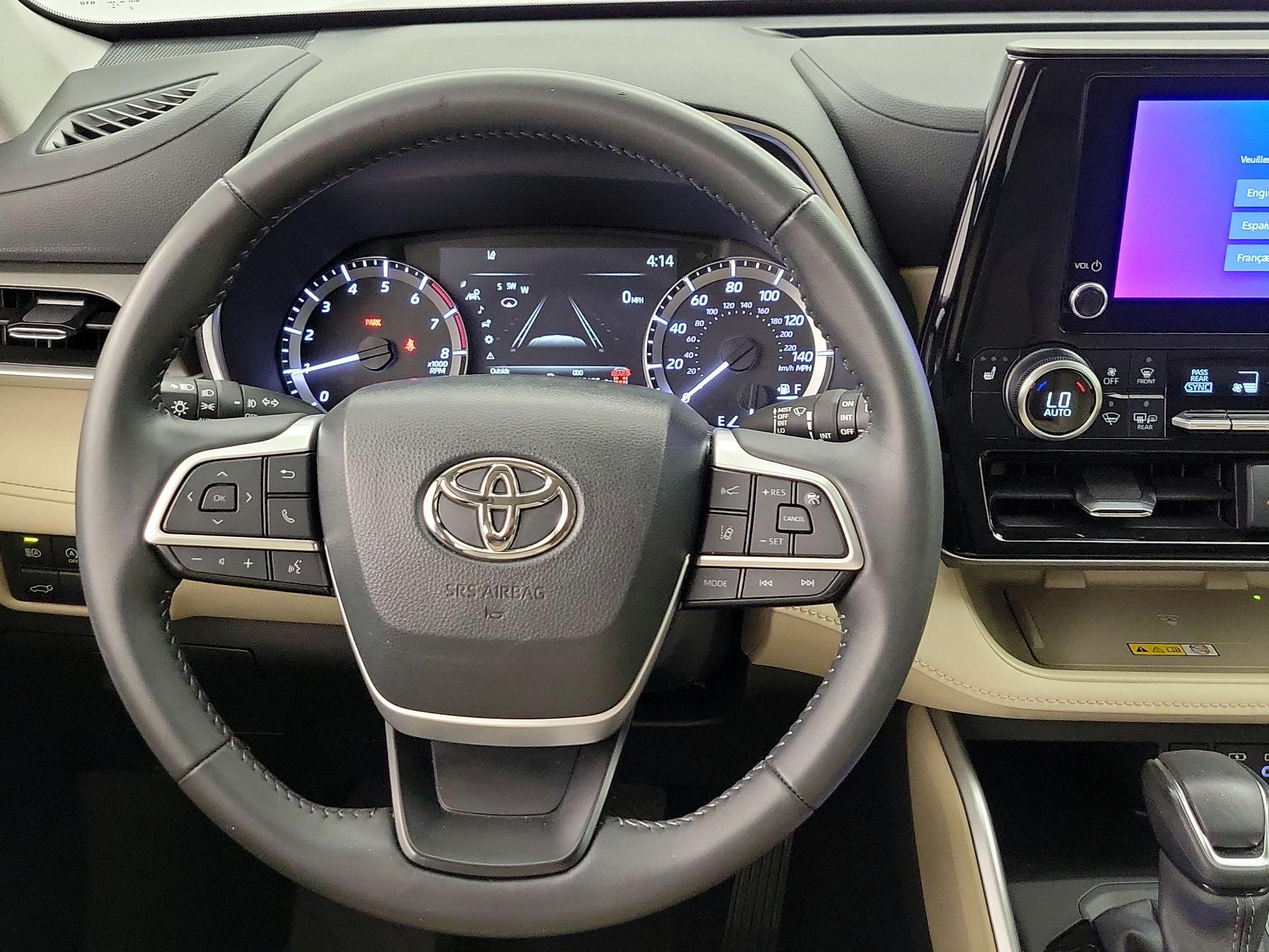 Thumbnail: 2024 Toyota Highlander - 10