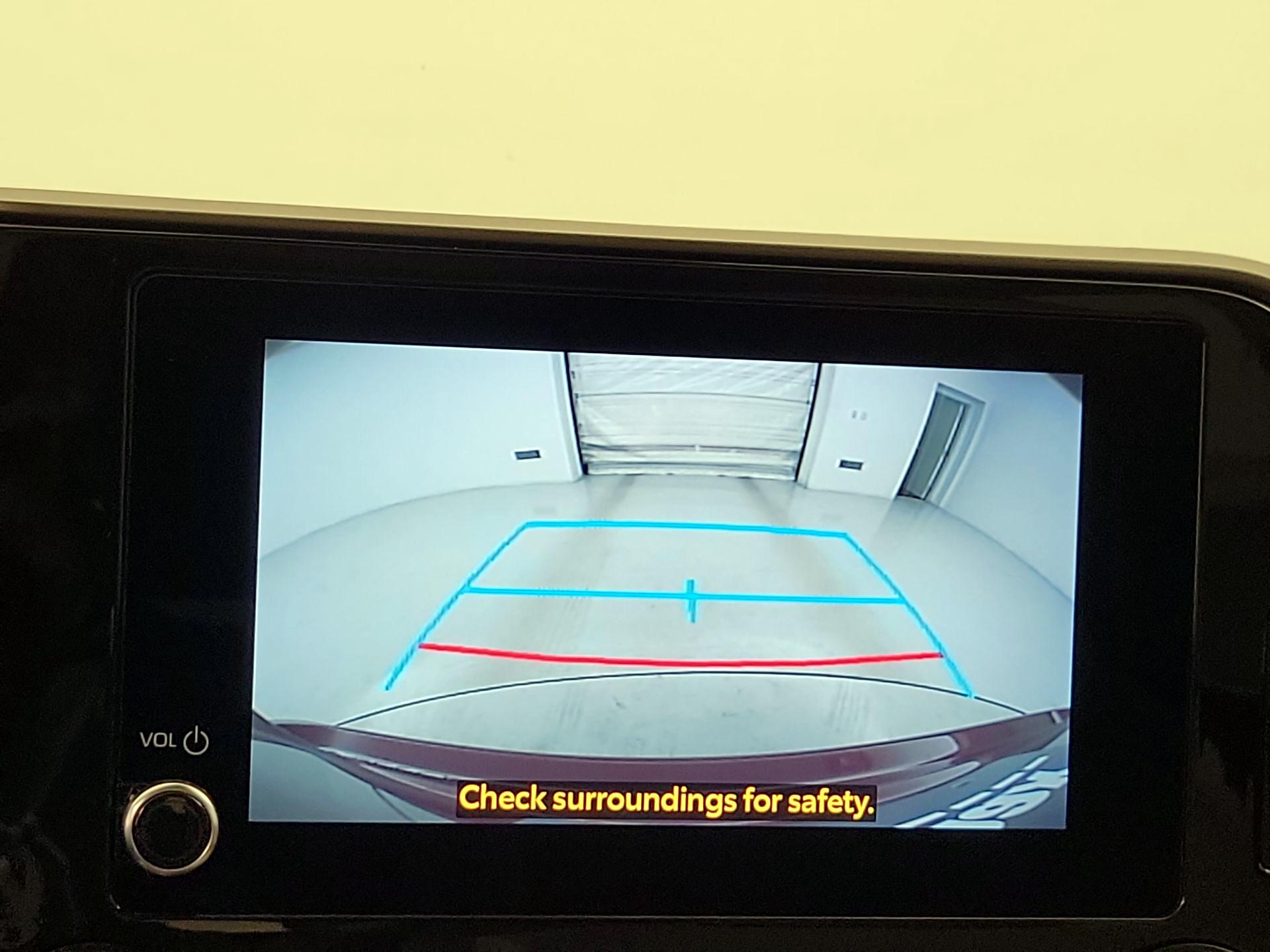 Thumbnail: 2024 Toyota Highlander - 14