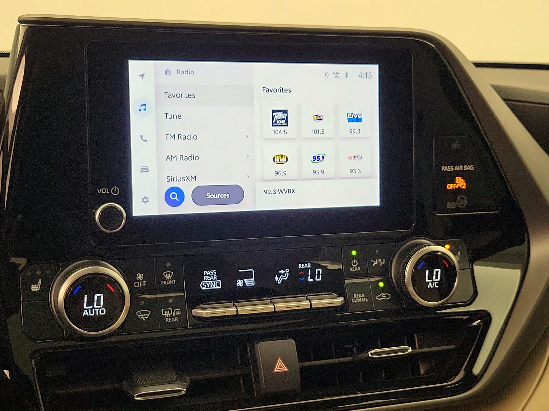 Thumbnail: 2024 Toyota Highlander - 15