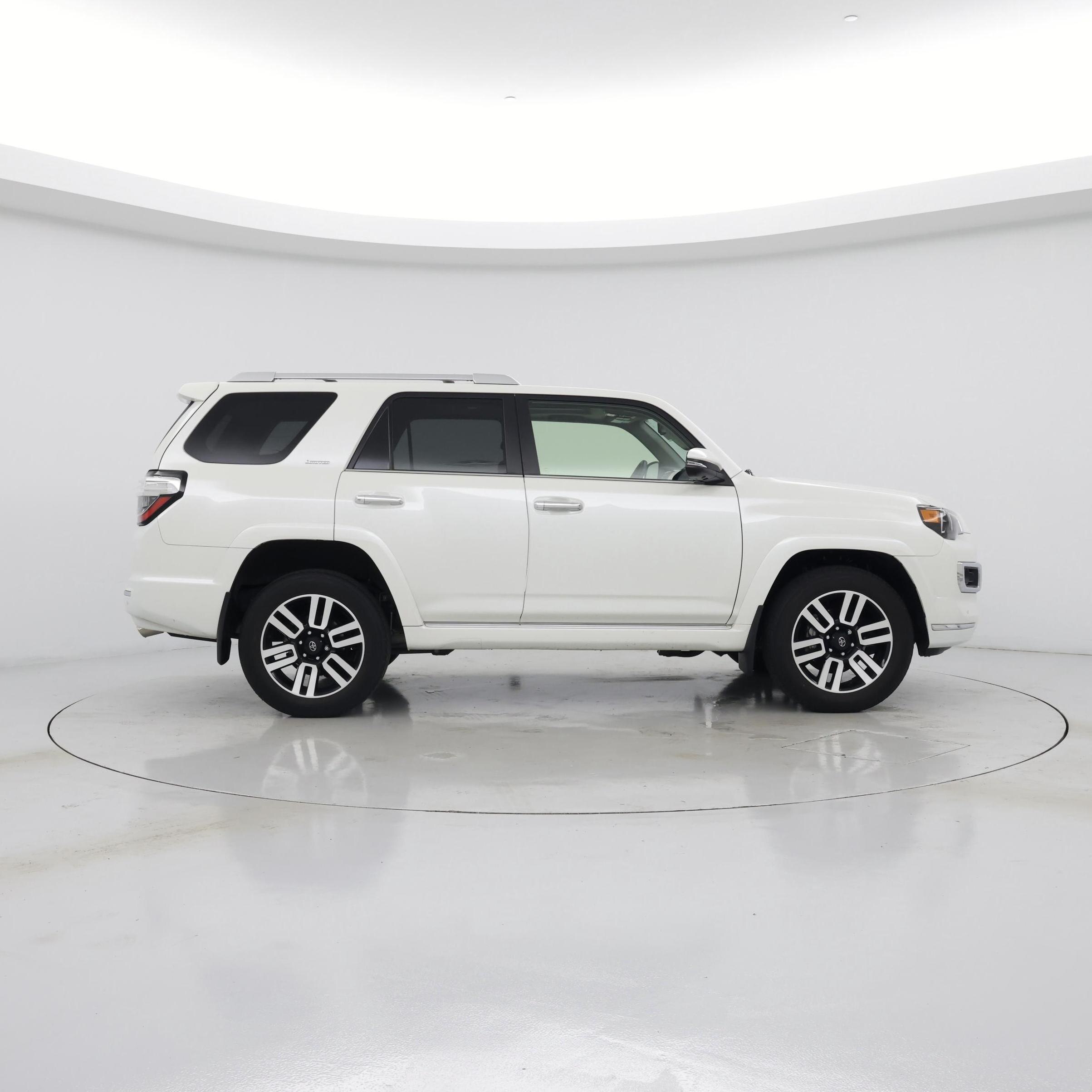 Thumbnail: 2022 Toyota 4Runner - 7