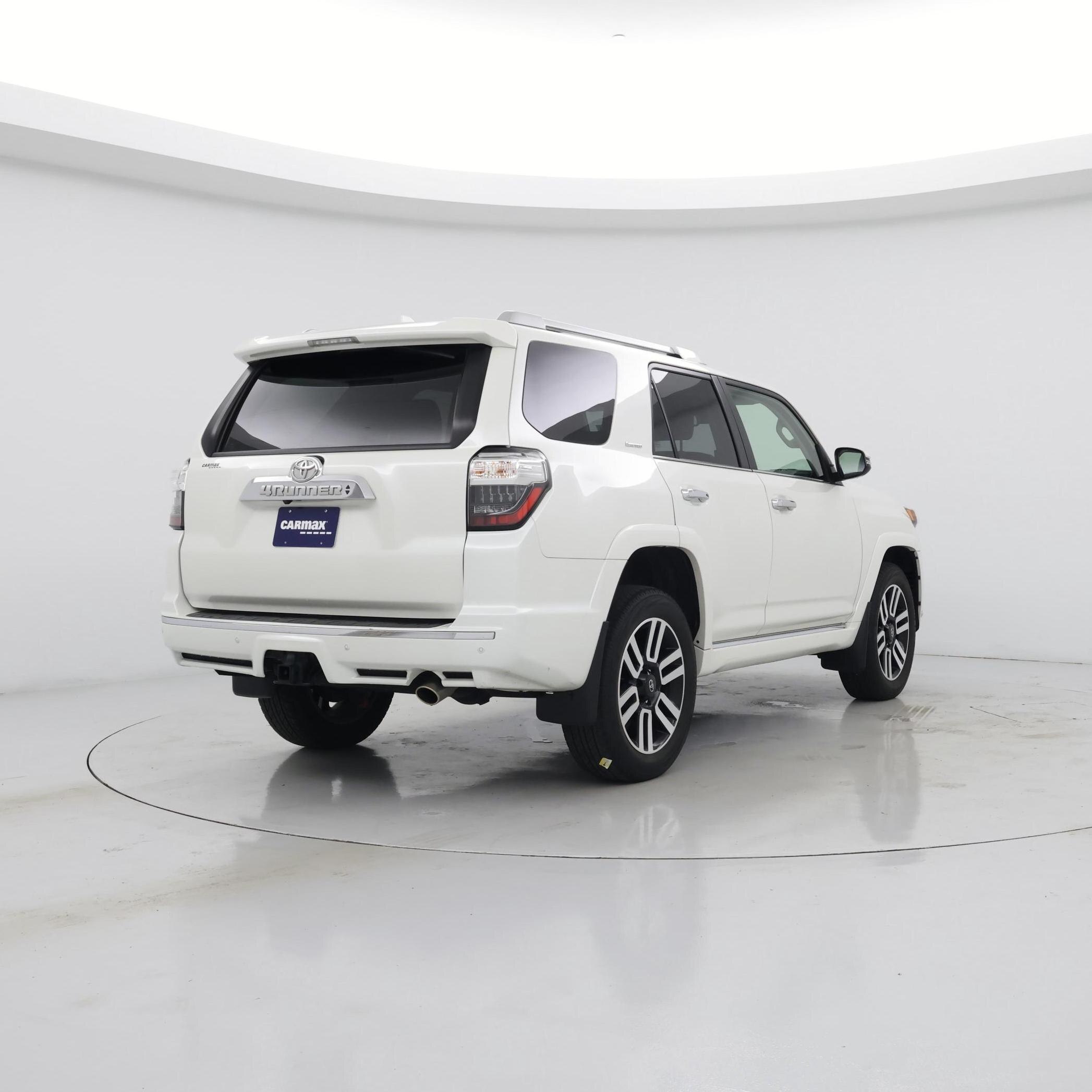 Thumbnail: 2022 Toyota 4Runner - 8