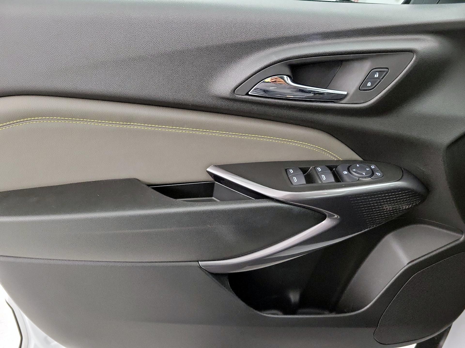 Thumbnail: 2025 Chevrolet Trax - 12