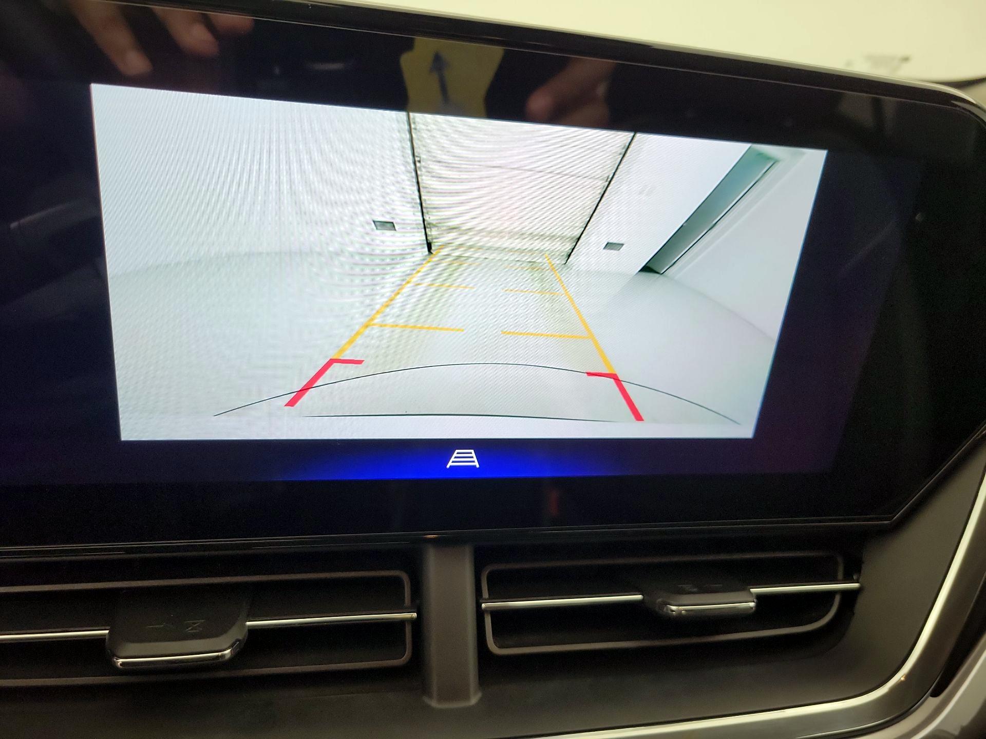 Thumbnail: 2025 Chevrolet Trax - 14