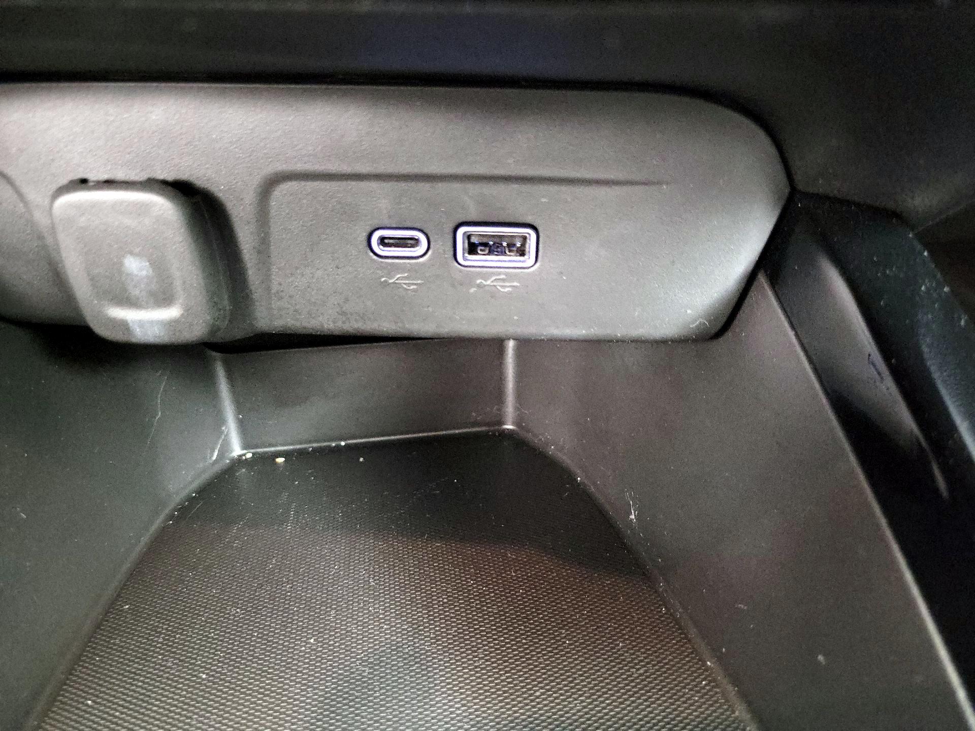 Thumbnail: 2025 Chevrolet Trax - 18