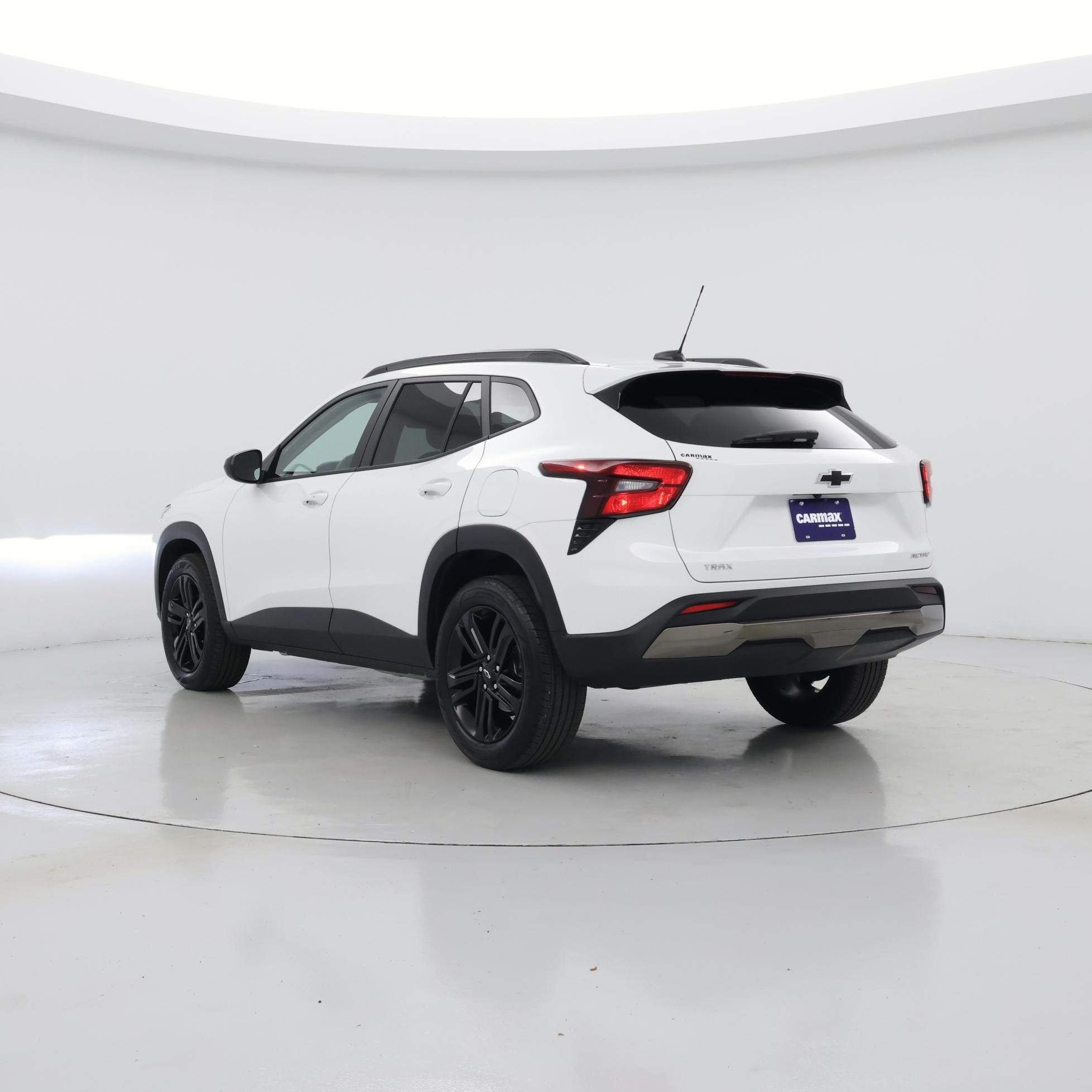 Thumbnail: 2025 Chevrolet Trax - 2