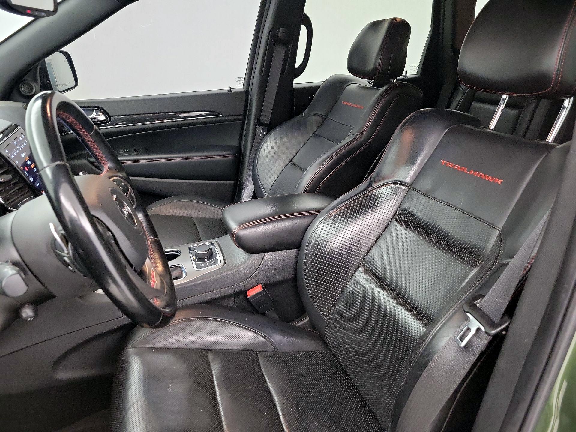 Thumbnail: 2021 Jeep Grand Cherokee - 11