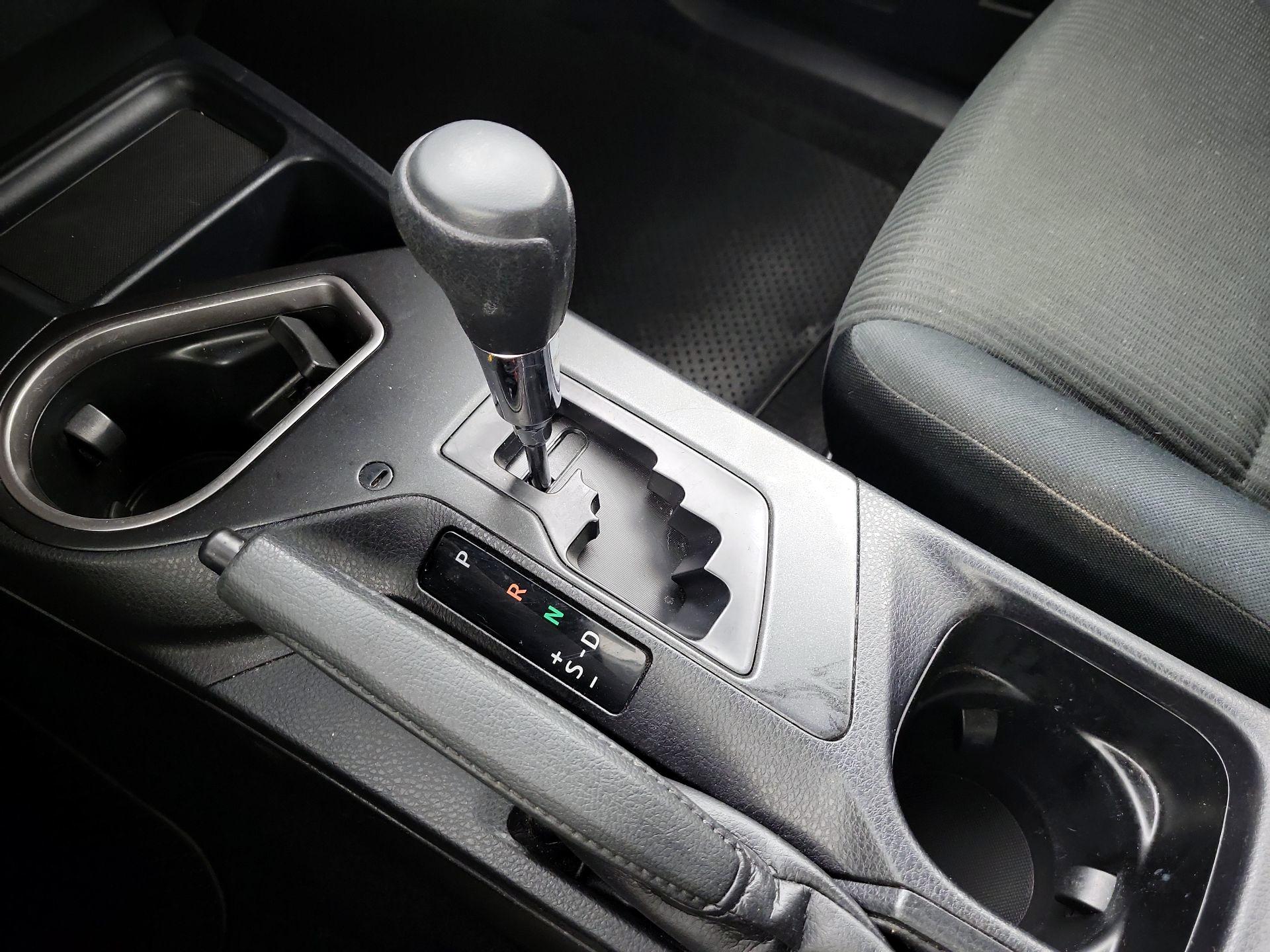 Thumbnail: 2017 Toyota RAV4 - 17