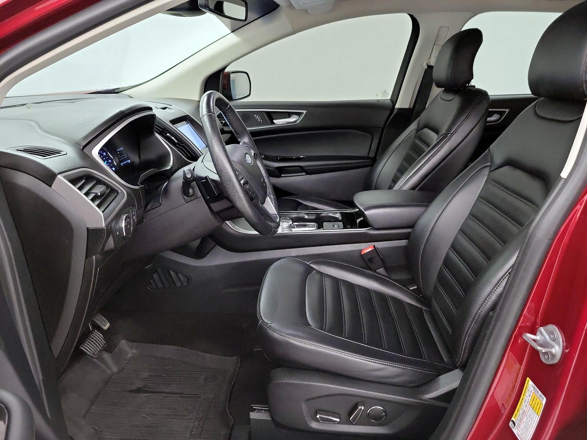 Thumbnail: 2019 Ford Edge - 11