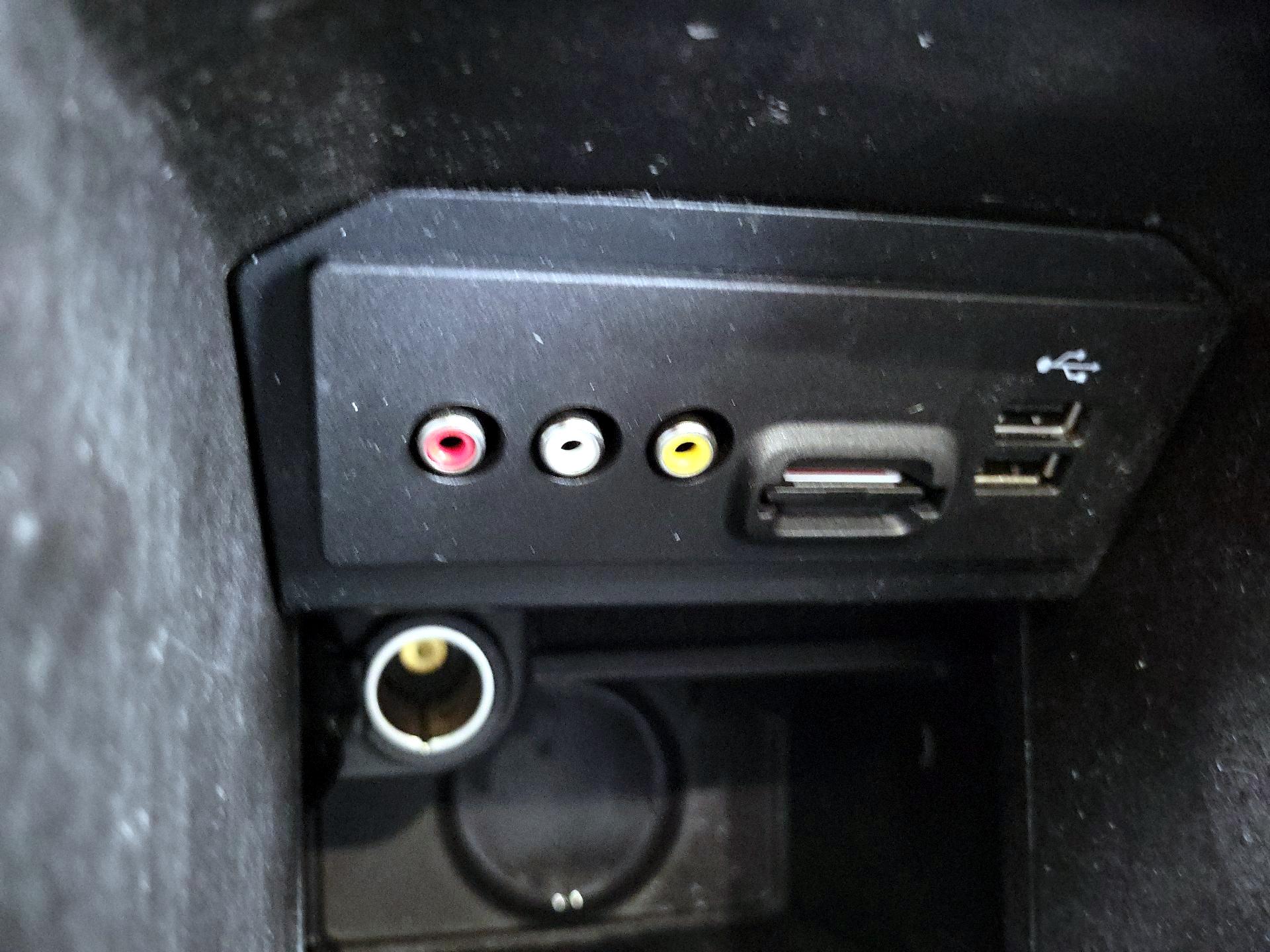 Thumbnail: 2015 Ford Escape - 18