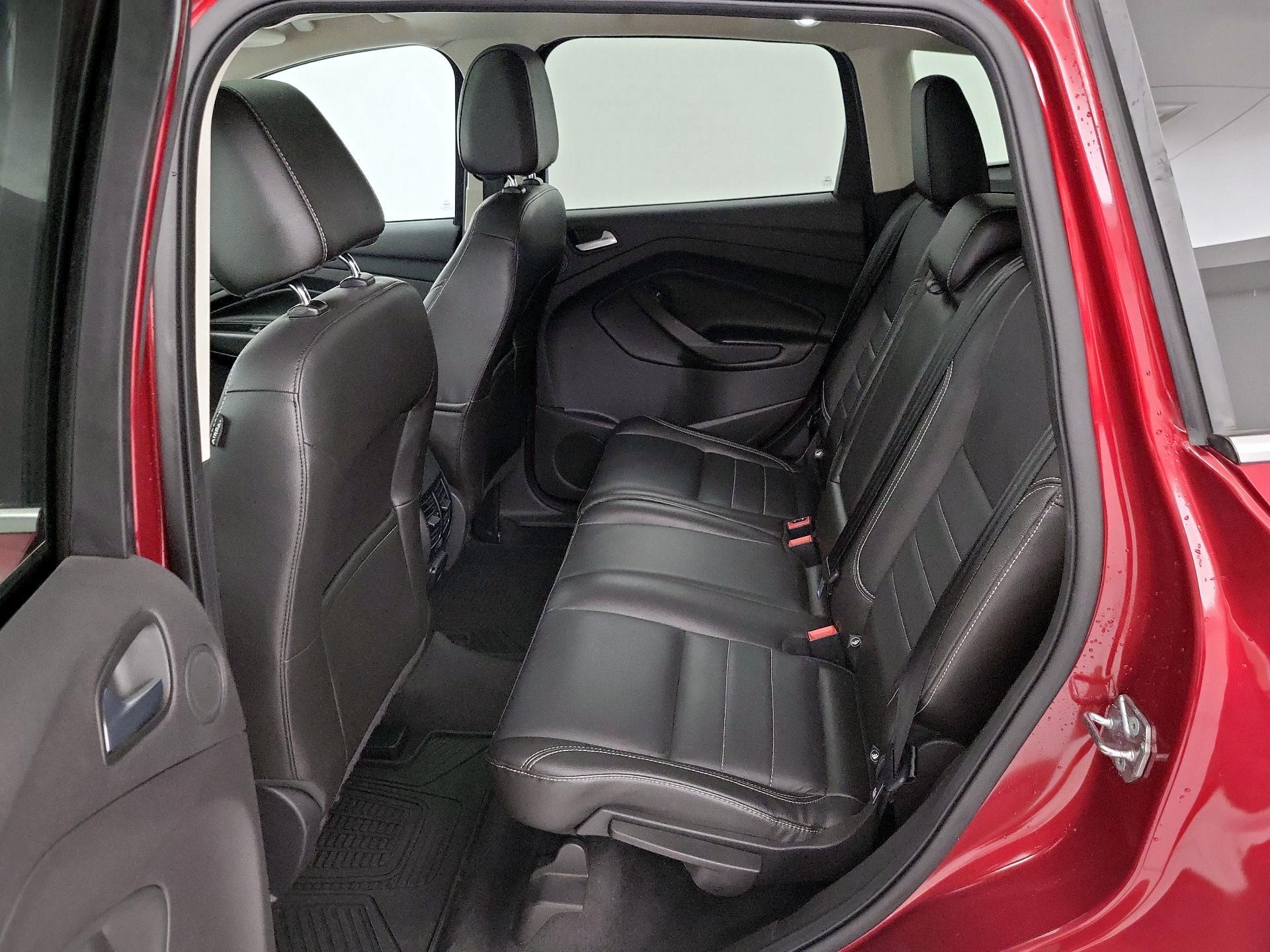 Thumbnail: 2015 Ford Escape - 20