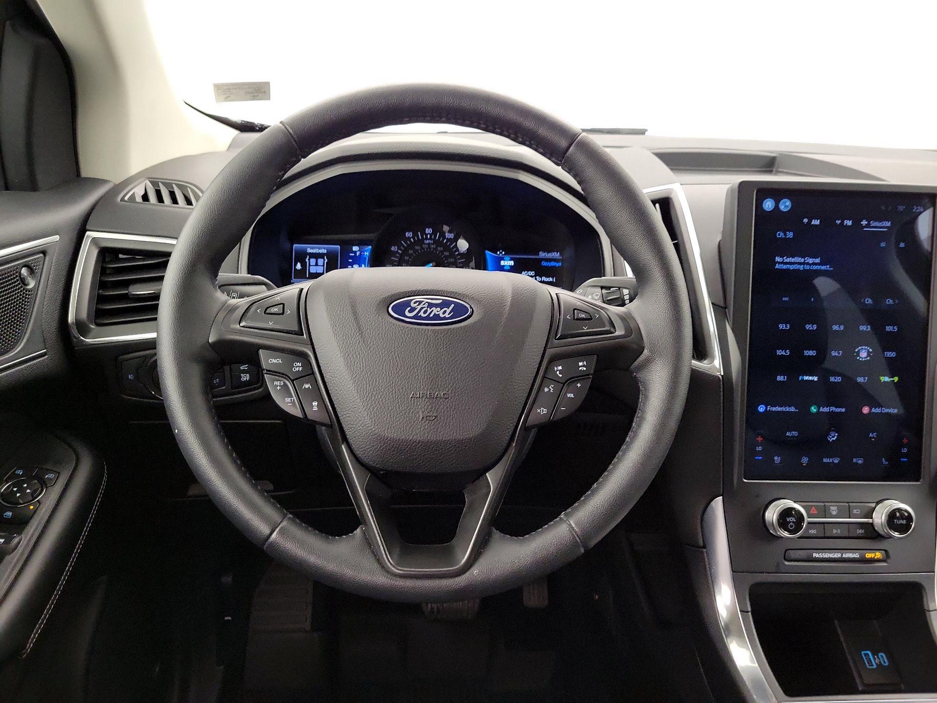 Thumbnail: 2022 Ford Edge - 10