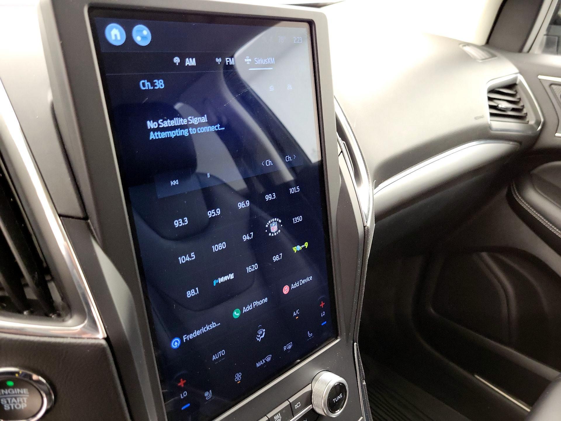 Thumbnail: 2022 Ford Edge - 15