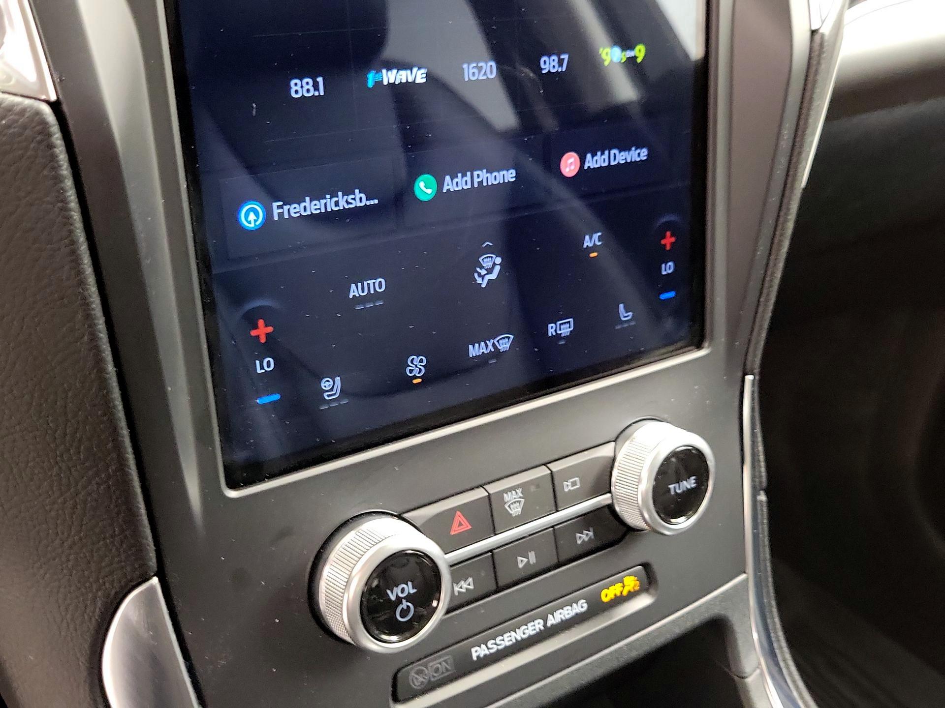 Thumbnail: 2022 Ford Edge - 16