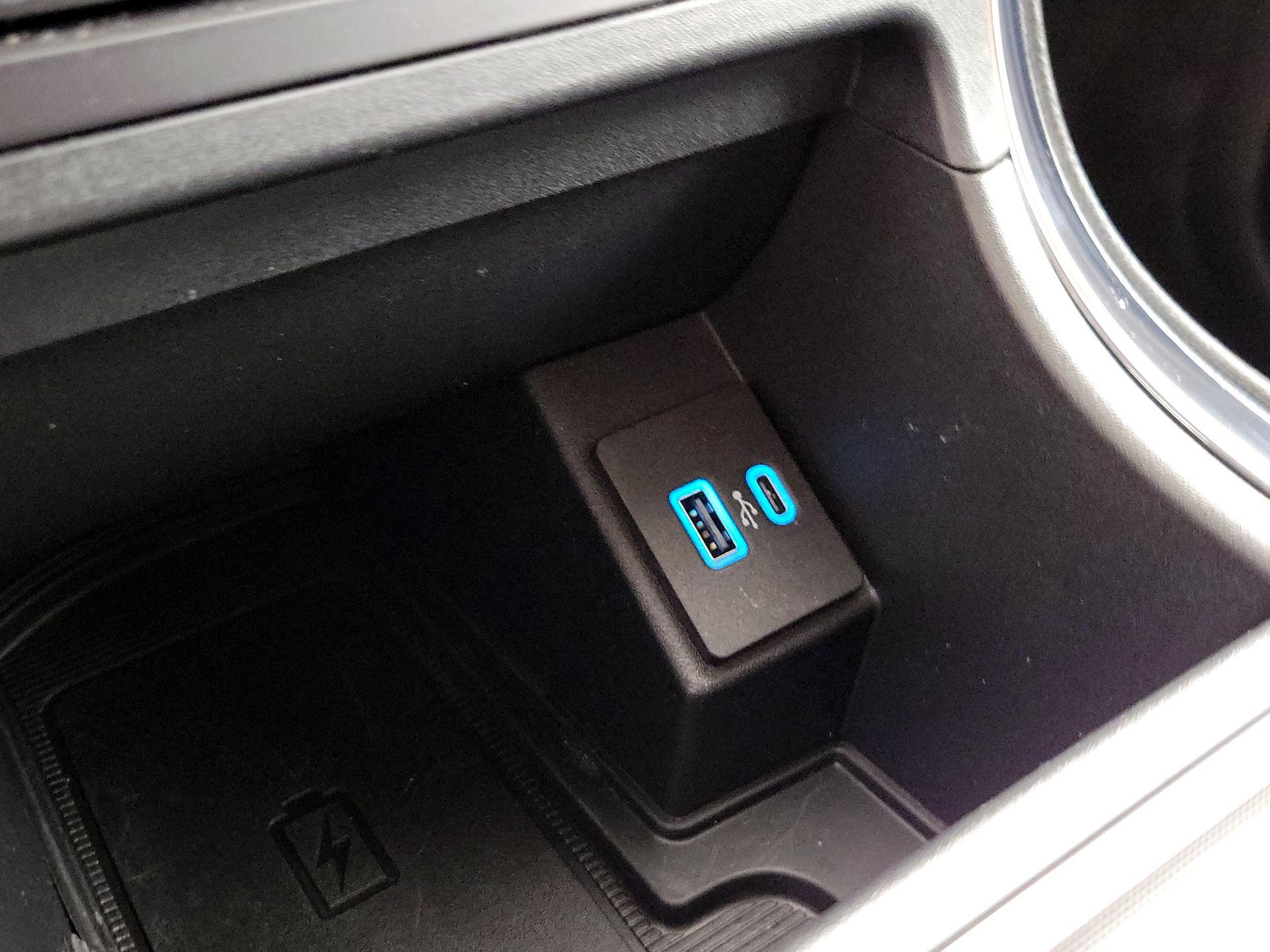 Thumbnail: 2022 Ford Edge - 18