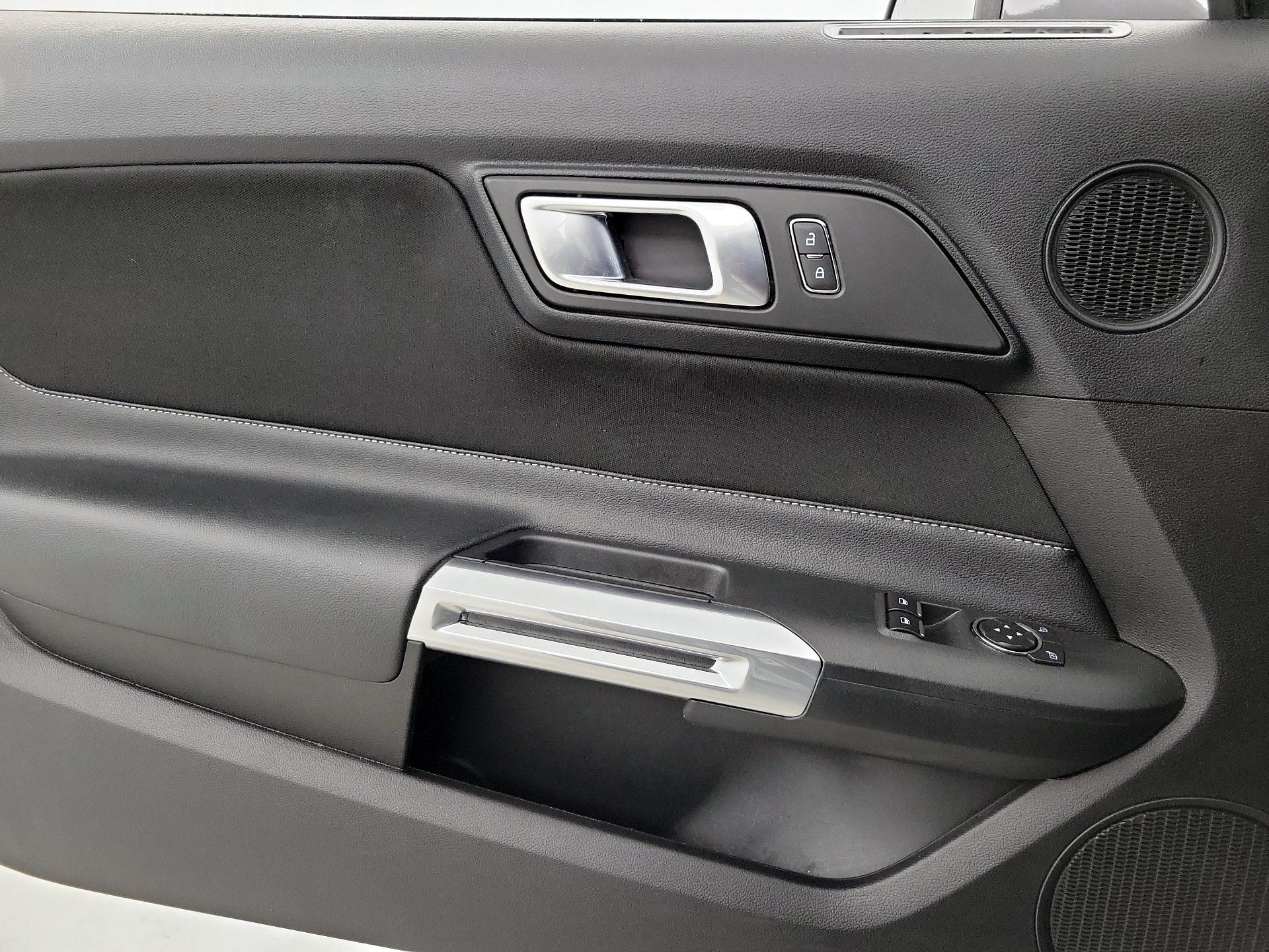 Thumbnail: 2022 Ford Mustang - 12