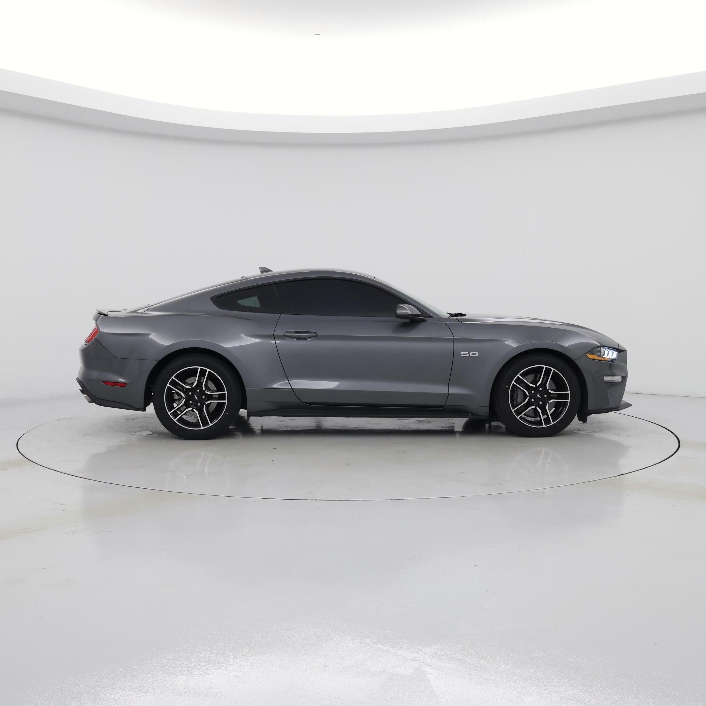 Thumbnail: 2022 Ford Mustang - 7