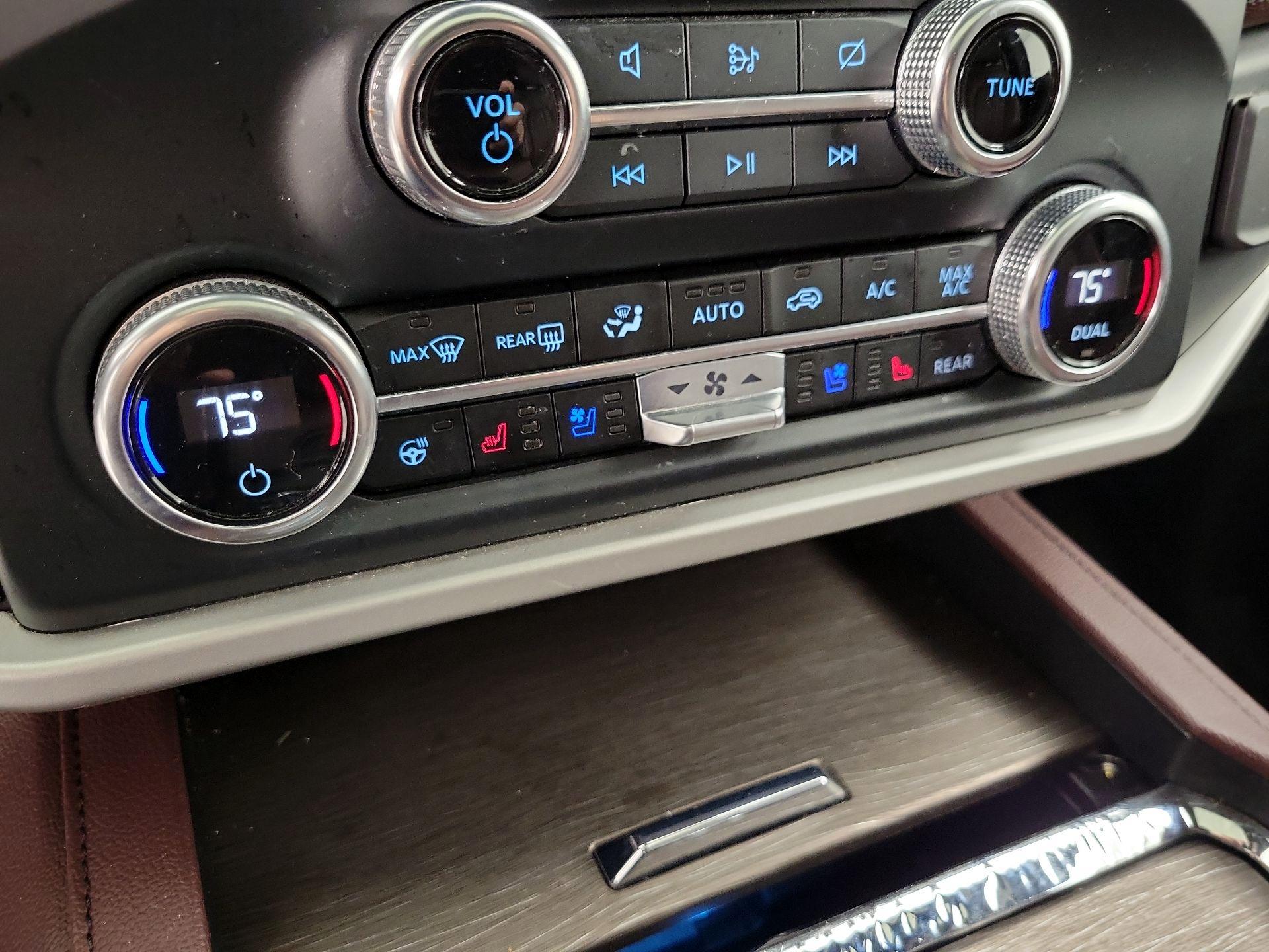 Thumbnail: 2024 Ford Expedition - 17