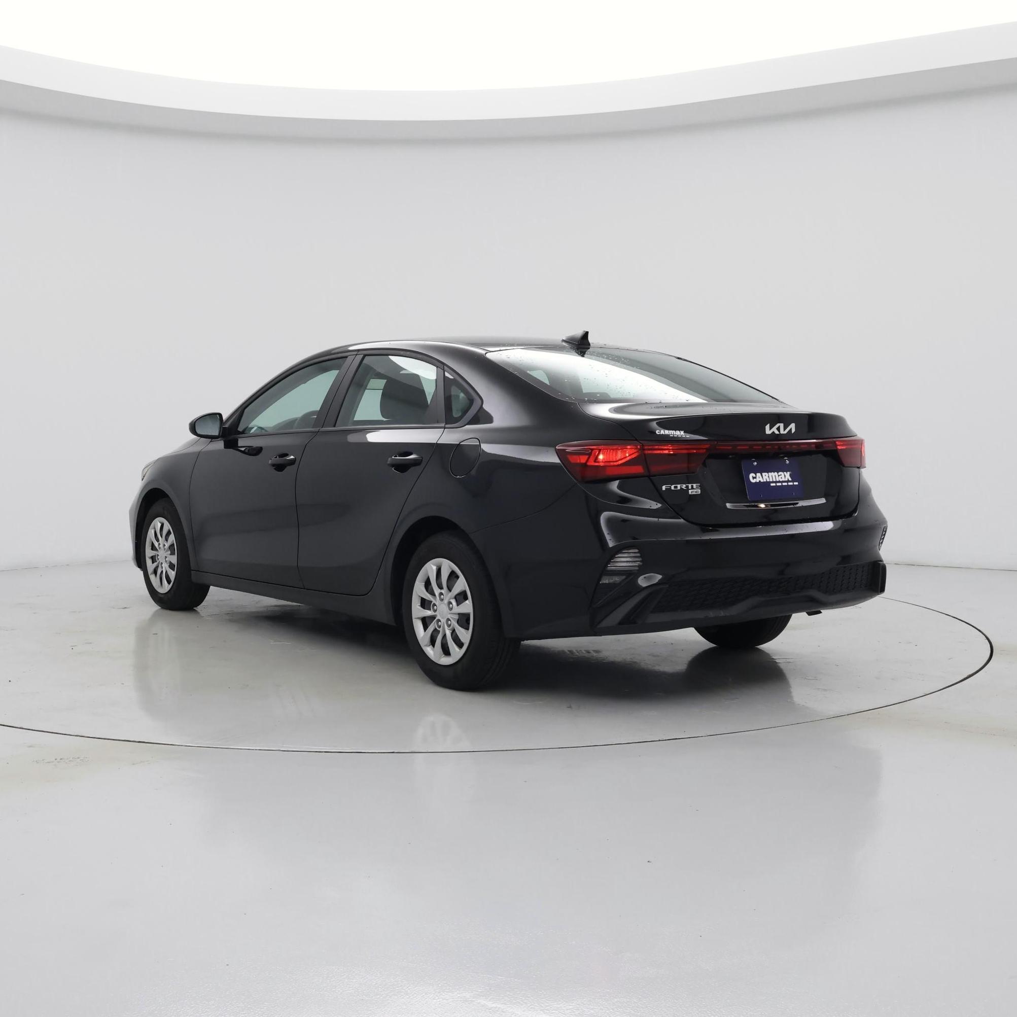 Thumbnail: 2024 Kia Forte - 2