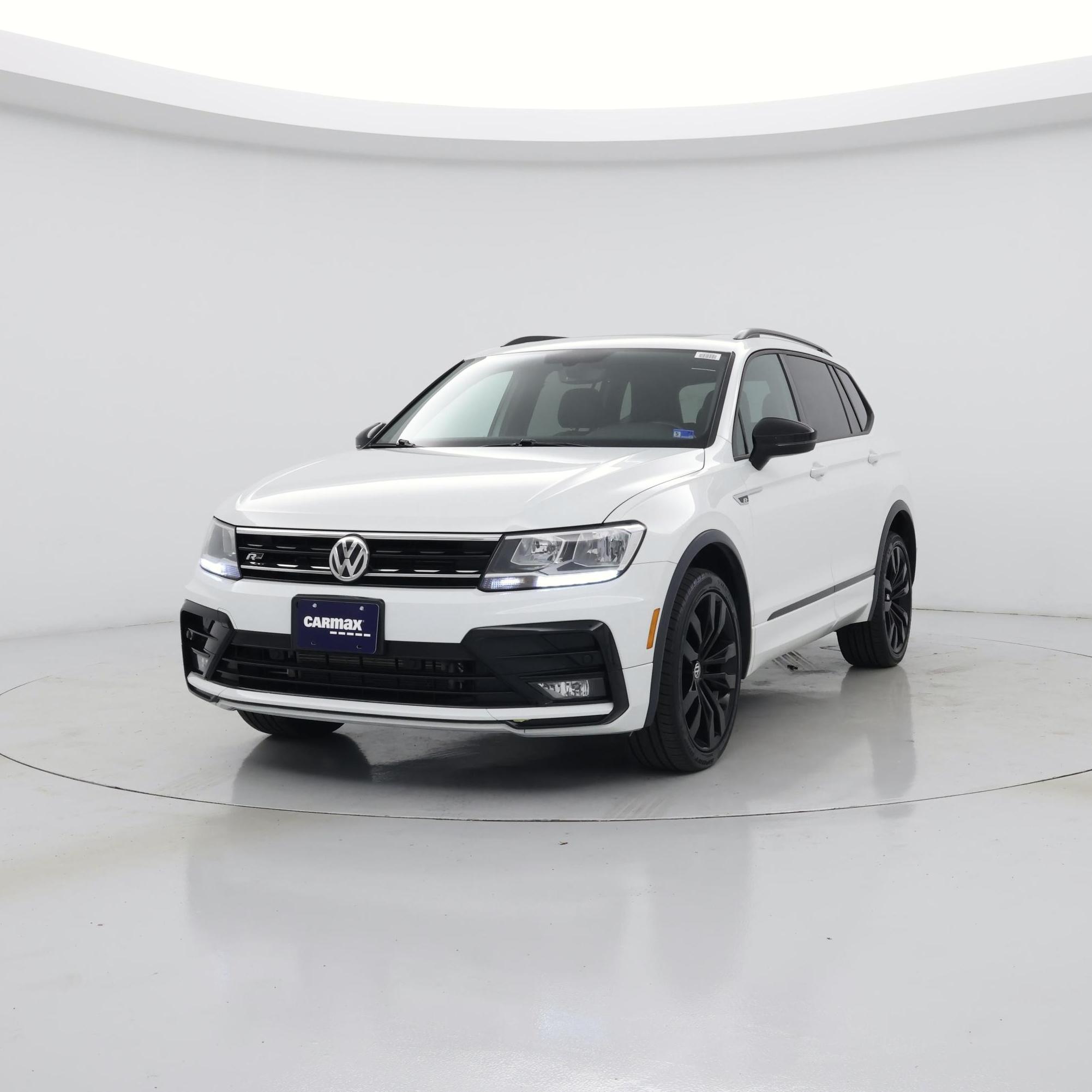 Thumbnail: 2020 Volkswagen Tiguan - 4