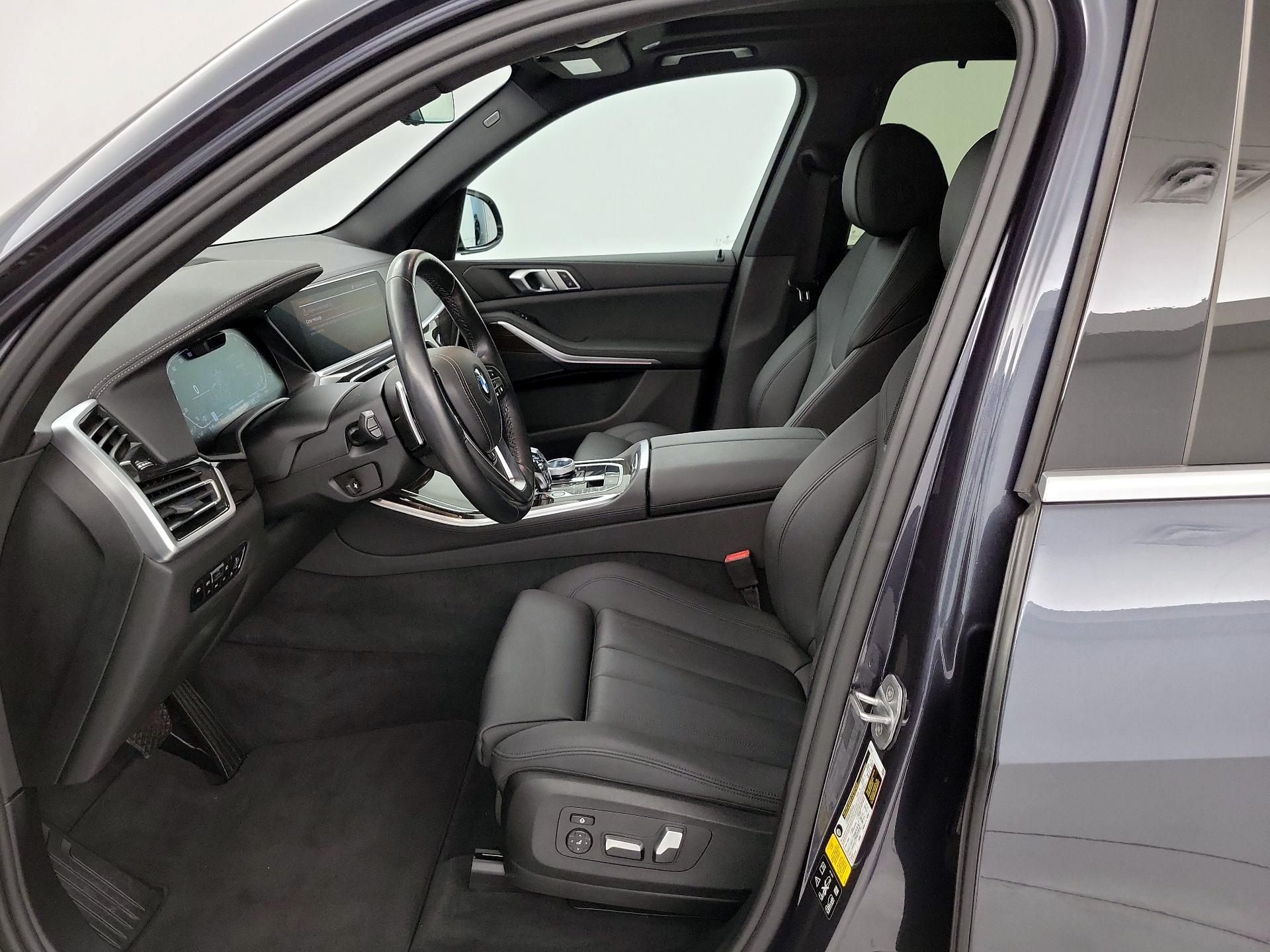 Thumbnail: 2020 BMW X5 - 11