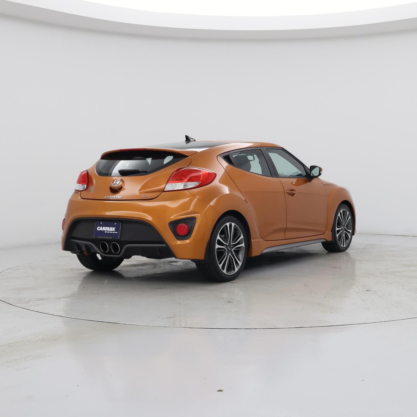 Thumbnail: 2016 Hyundai Veloster - 8