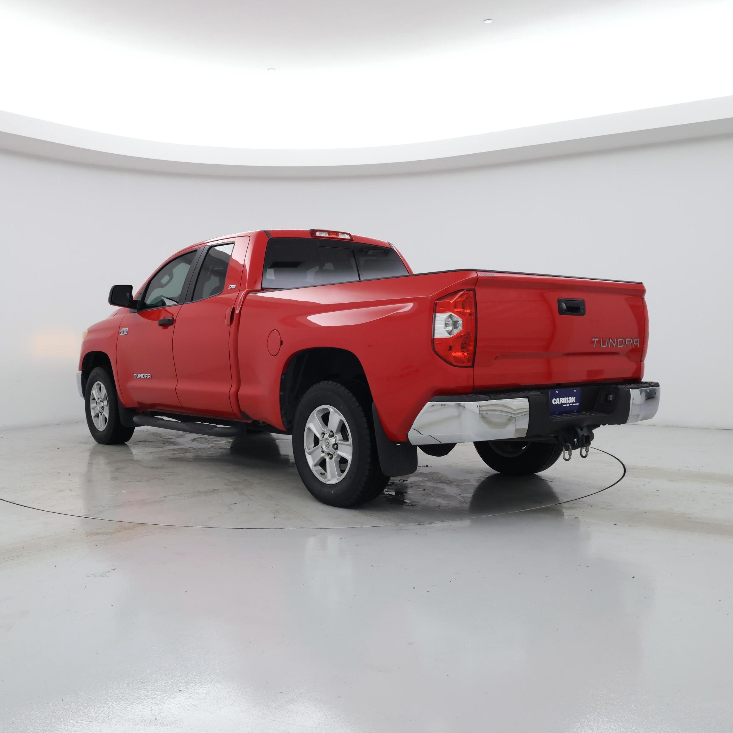Thumbnail: 2015 Toyota Tundra - 2