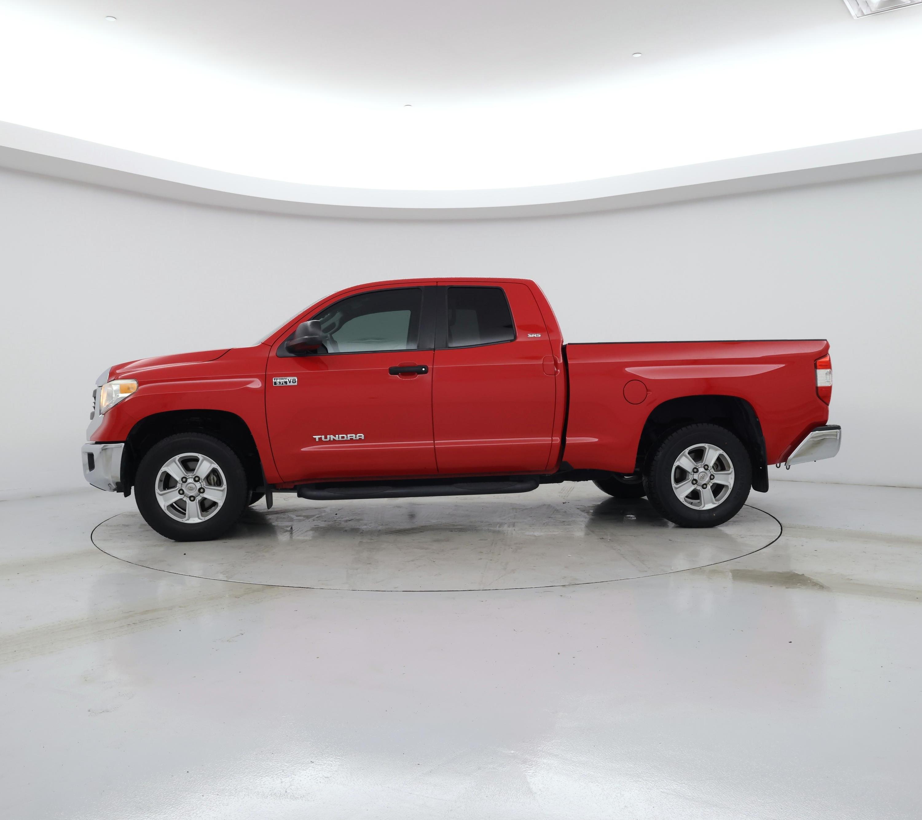 Thumbnail: 2015 Toyota Tundra - 3