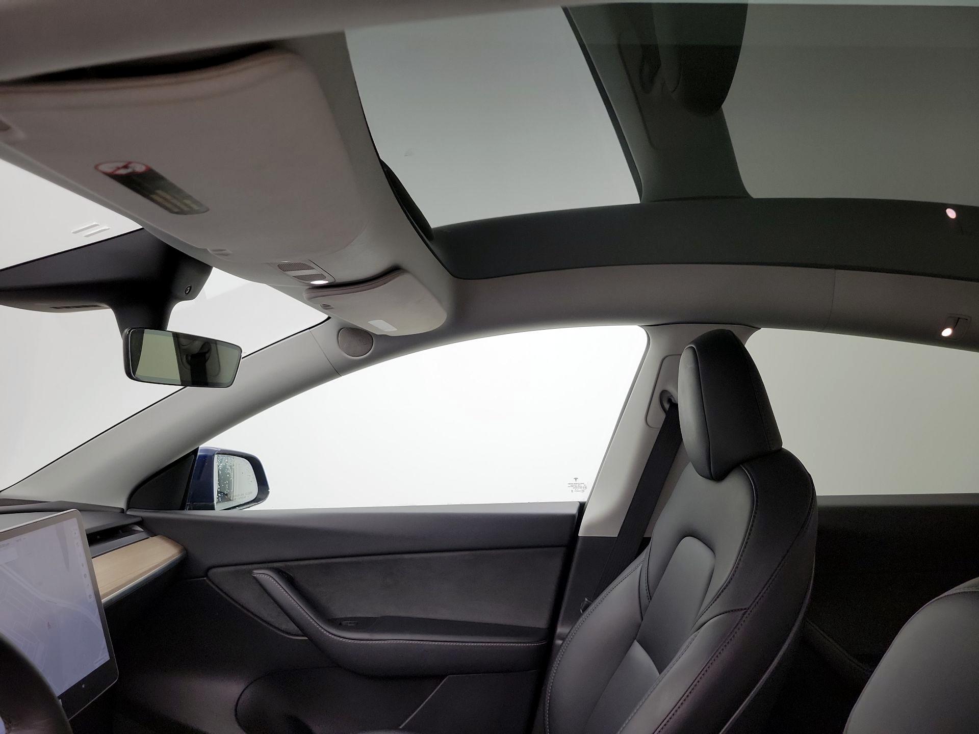 Thumbnail: 2022 Tesla Model Y - 19