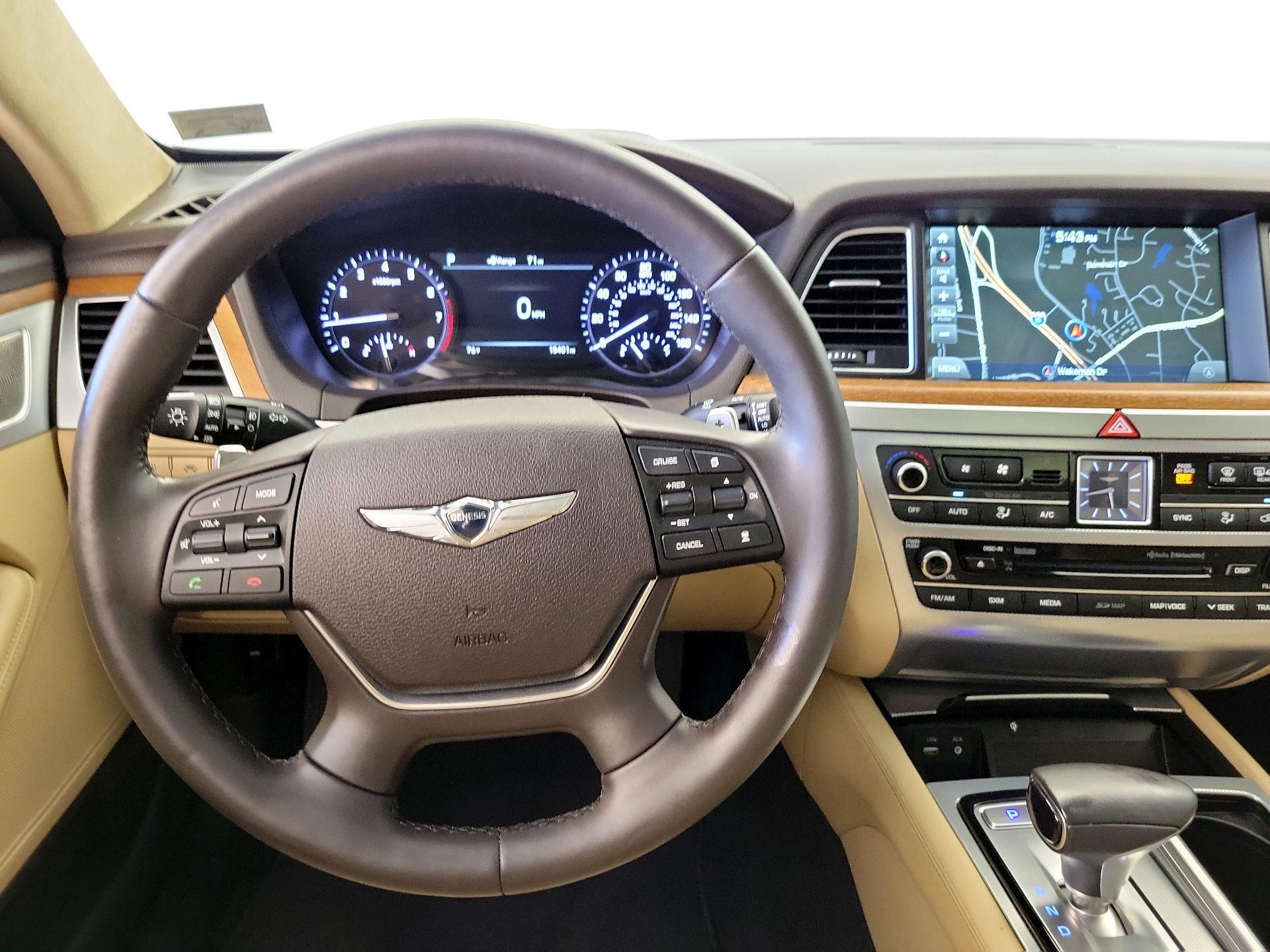 Thumbnail: 2018 Genesis G80 - 10