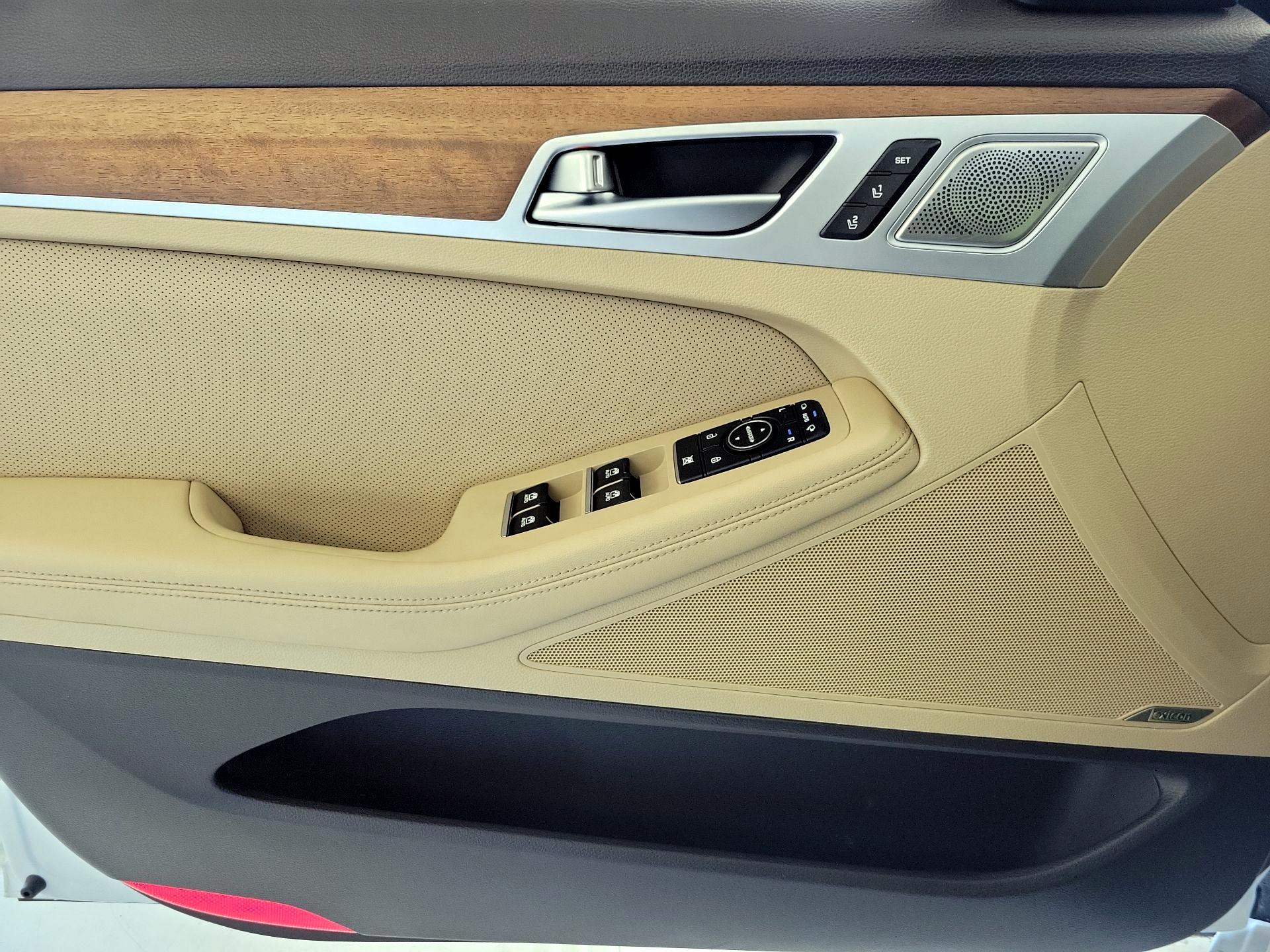 Thumbnail: 2018 Genesis G80 - 12
