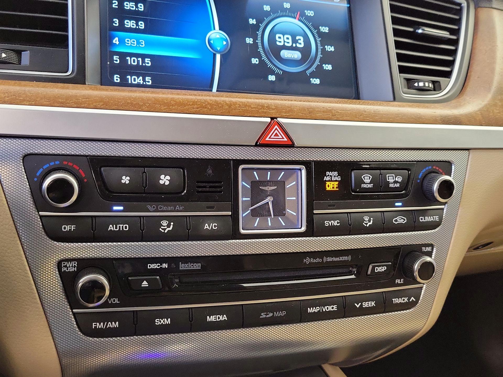 Thumbnail: 2018 Genesis G80 - 17