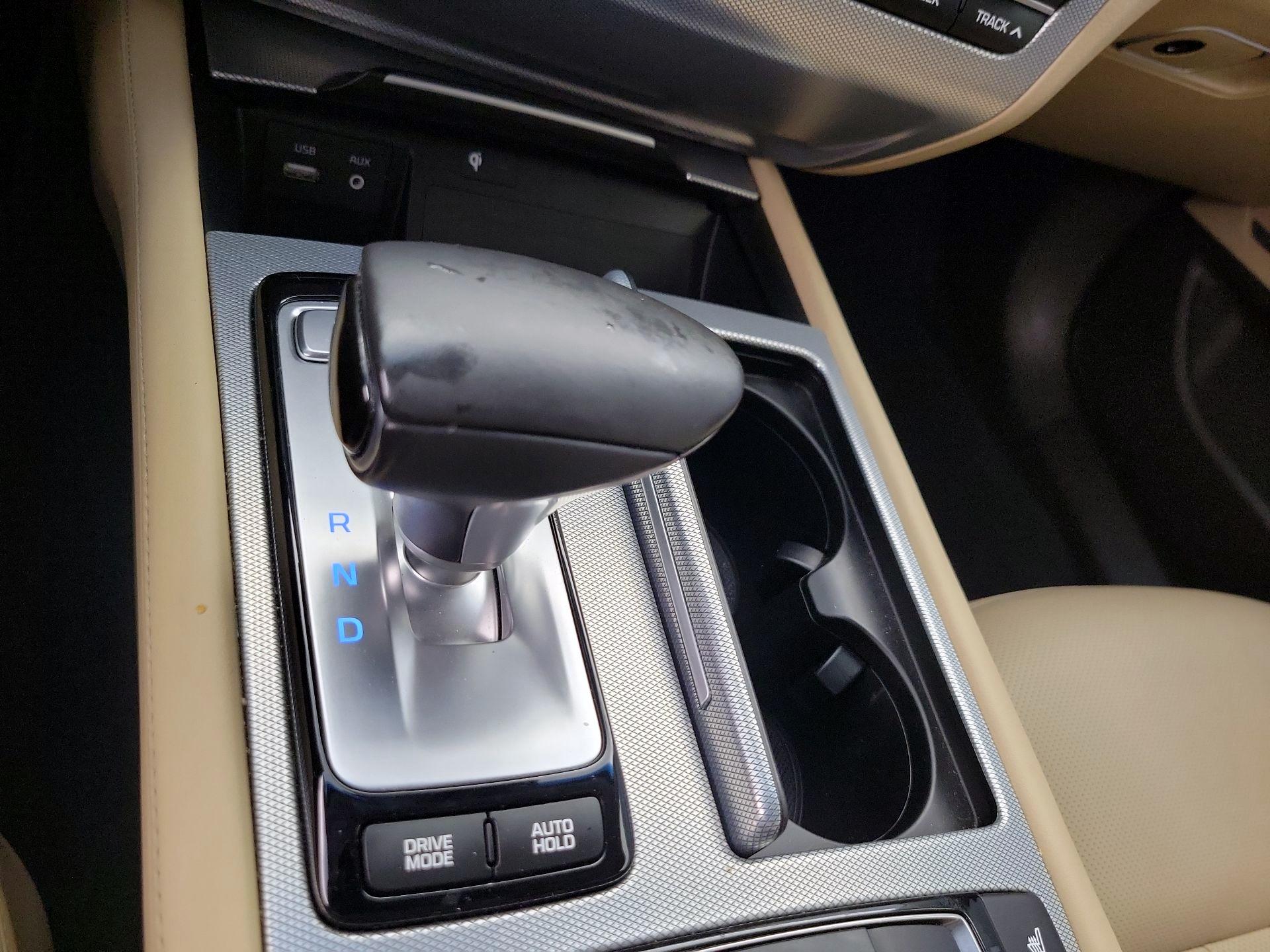 Thumbnail: 2018 Genesis G80 - 18