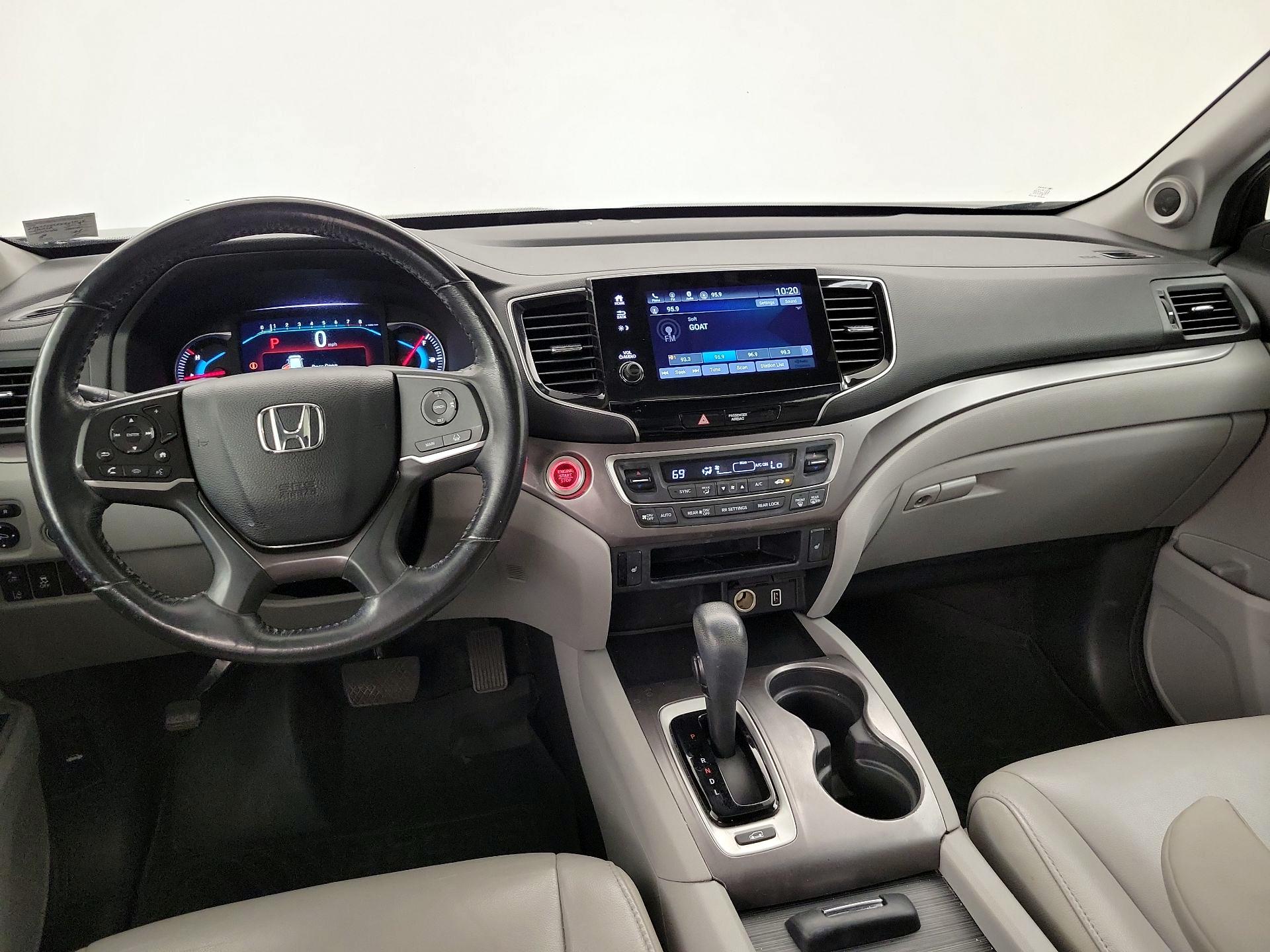 Thumbnail: 2019 Honda Pilot - 9