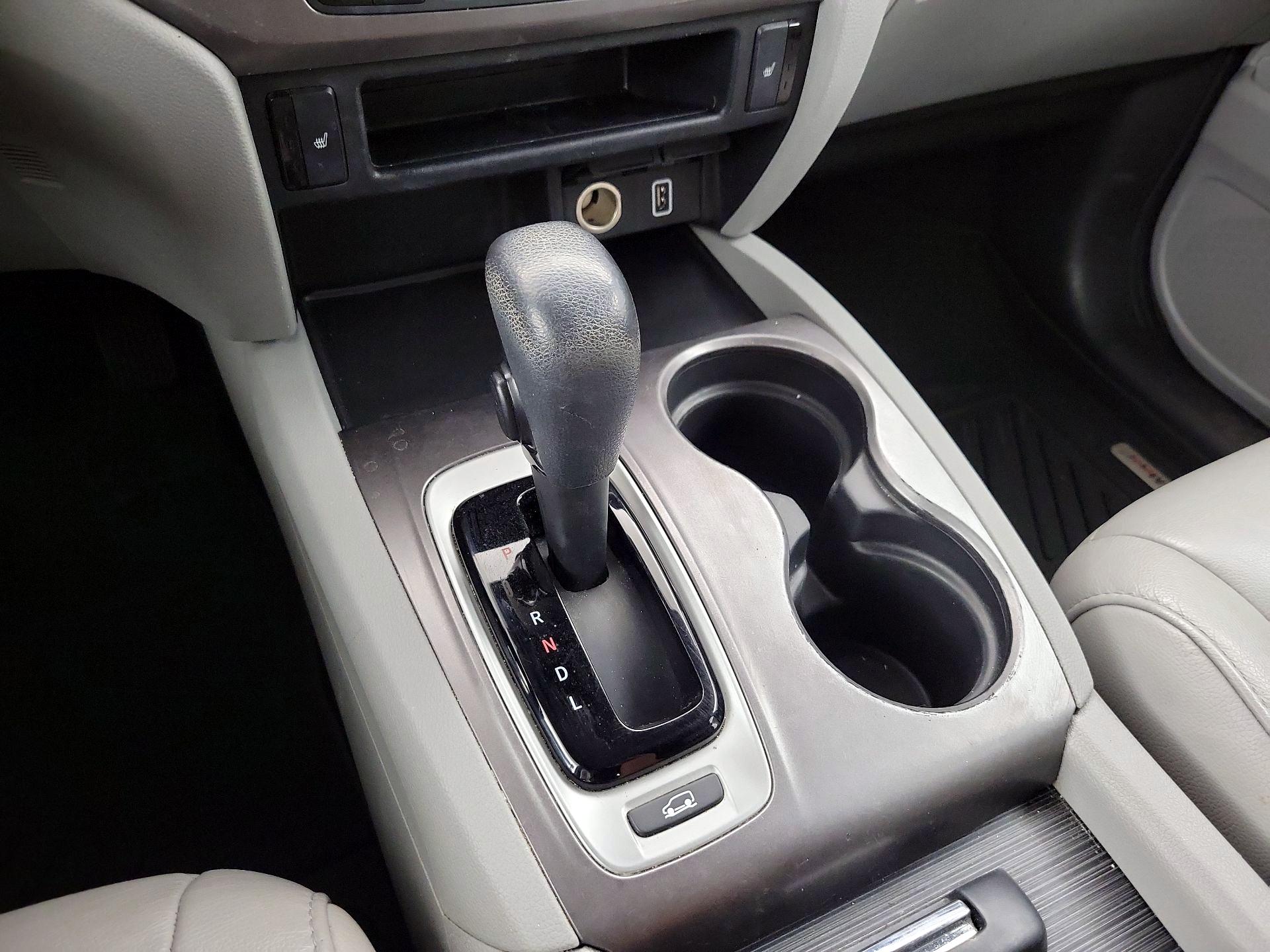 Thumbnail: 2019 Honda Pilot - 17