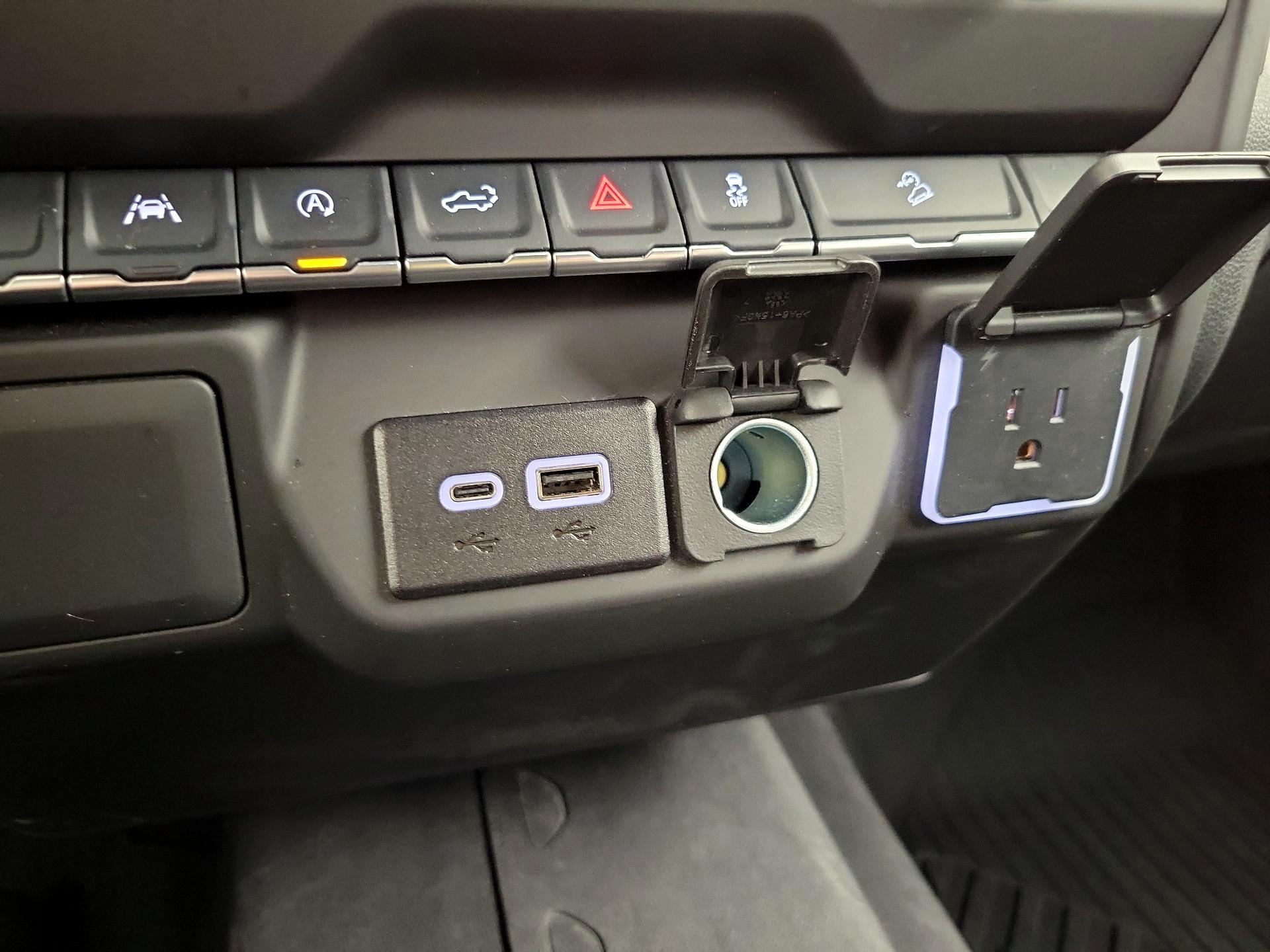Thumbnail: 2025 Chevrolet Silverado 1500 - 18