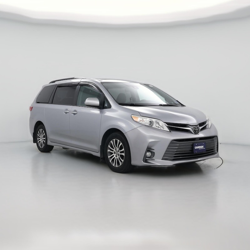 2018 Toyota Sienna XLE