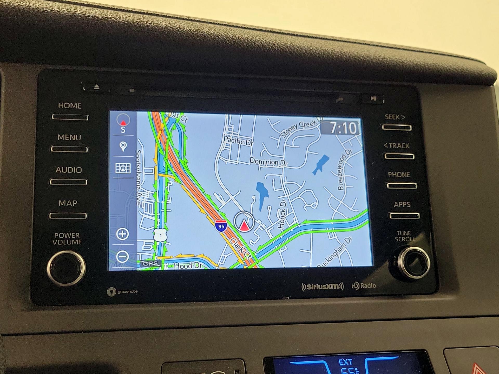 Thumbnail: 2018 Toyota Sienna - 14