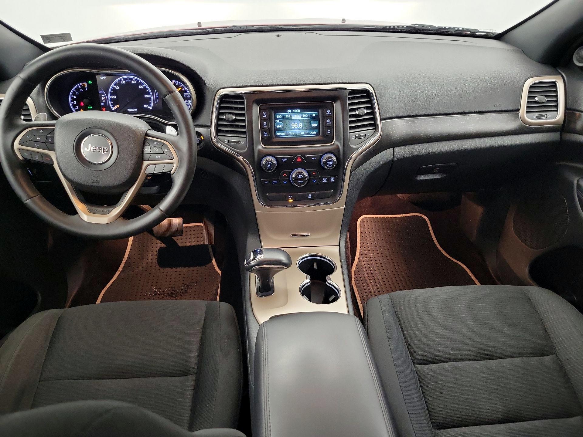 Thumbnail: 2015 Jeep Grand Cherokee - 9