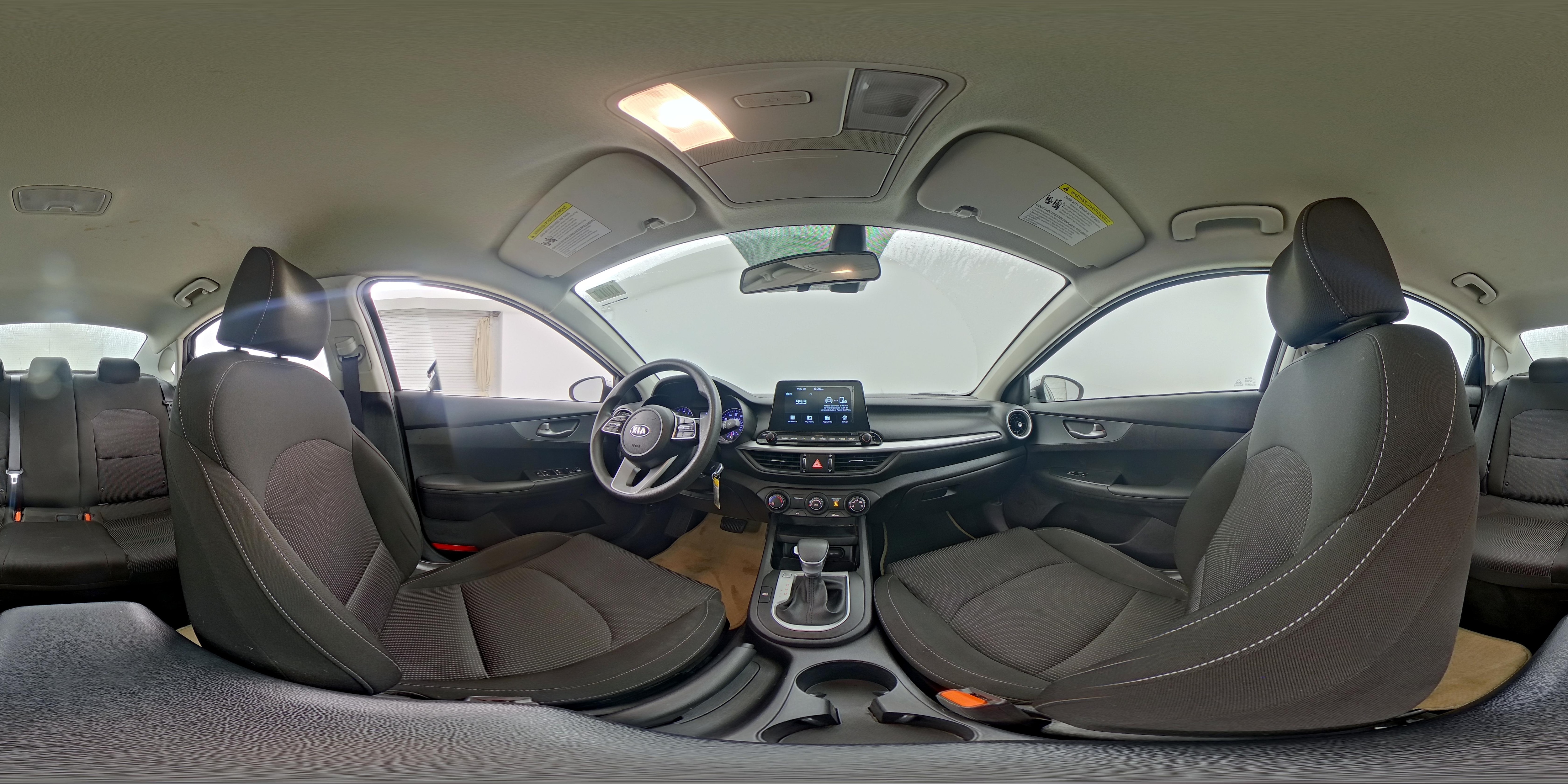 2021 Kia Forte LXS - Photo 24