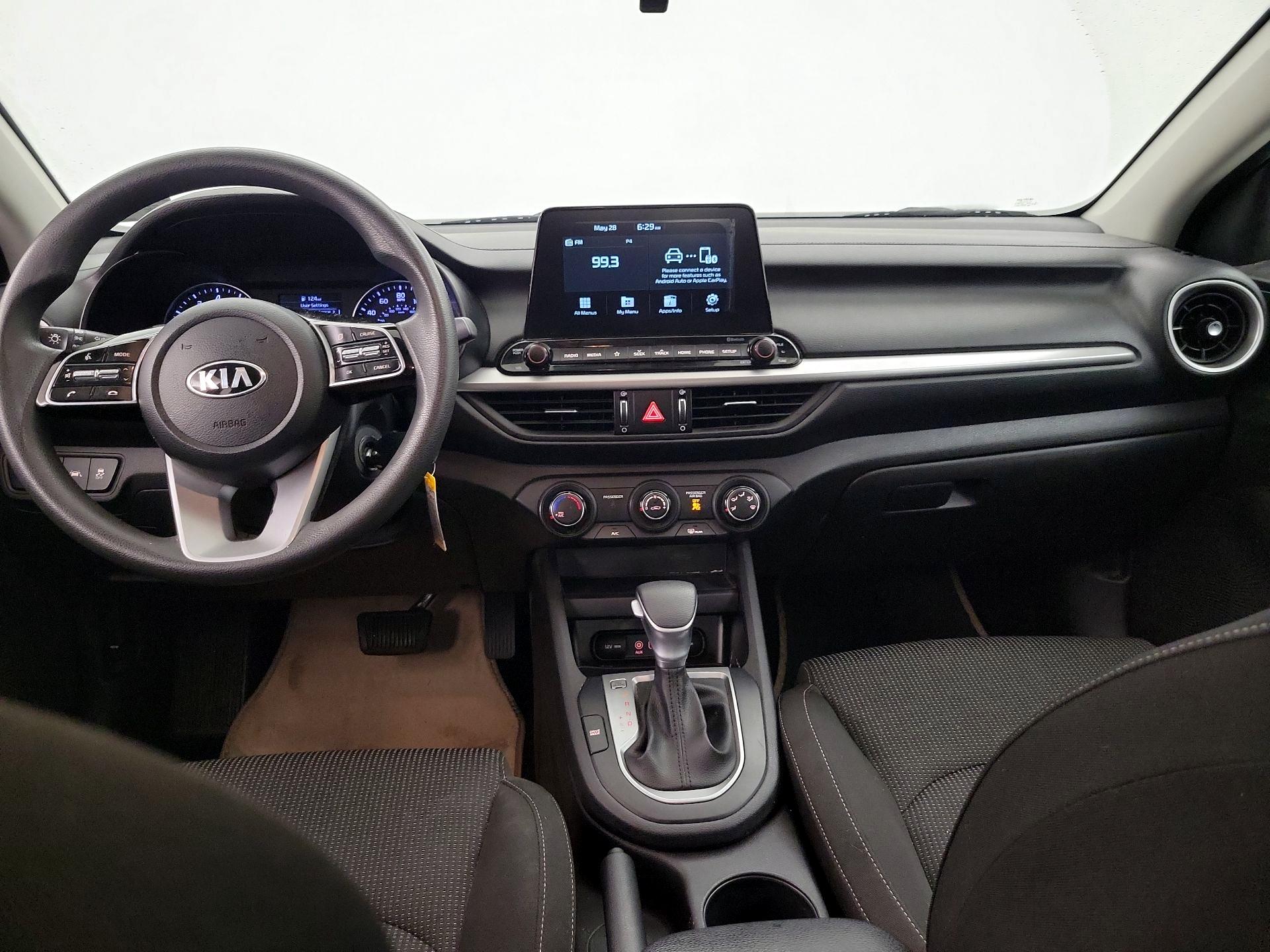 Thumbnail: 2021 Kia Forte - 9