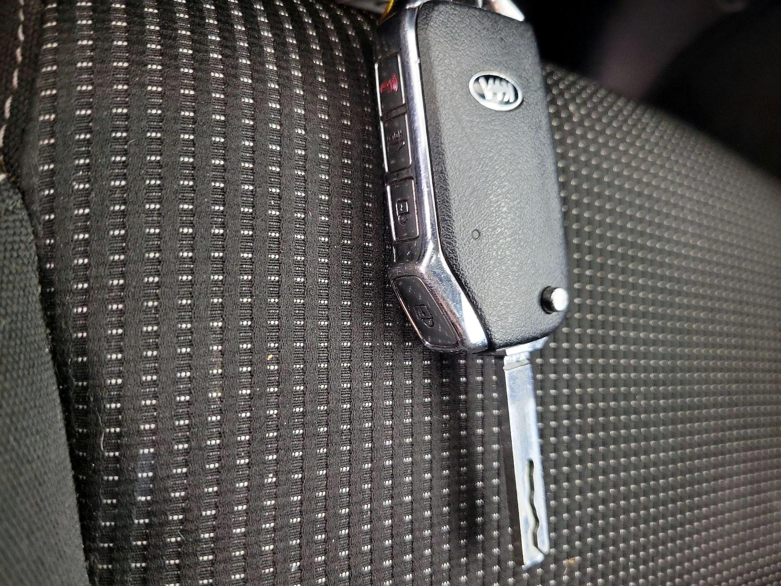 2021 Kia Forte LXS - Photo 23