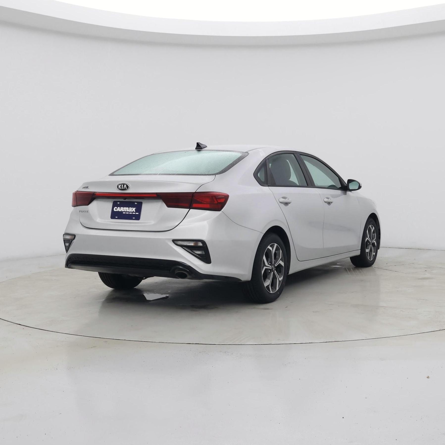 Thumbnail: 2021 Kia Forte - 8