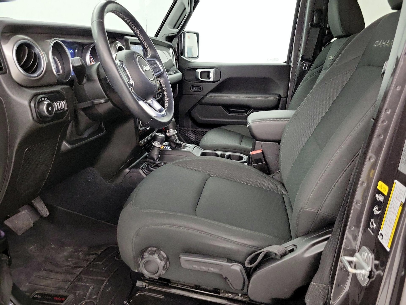 2020 Jeep Wrangler Unlimited Sahara - Photo 12
